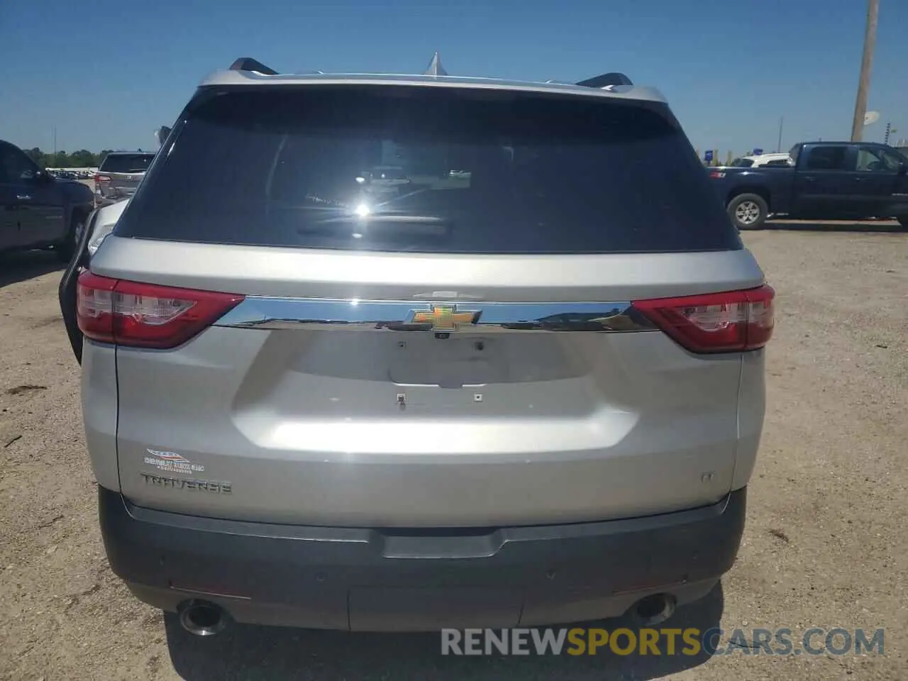 6 Photograph of a damaged car 1GNERHKW1MJ105052 CHEVROLET TRAVERSE 2021