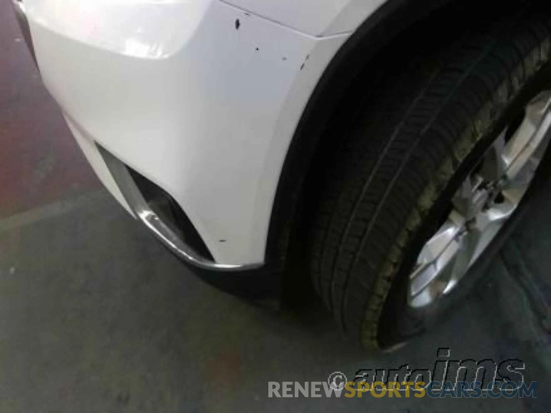 2 Photograph of a damaged car 1GNERHKW1MJ181905 CHEVROLET TRAVERSE 2021