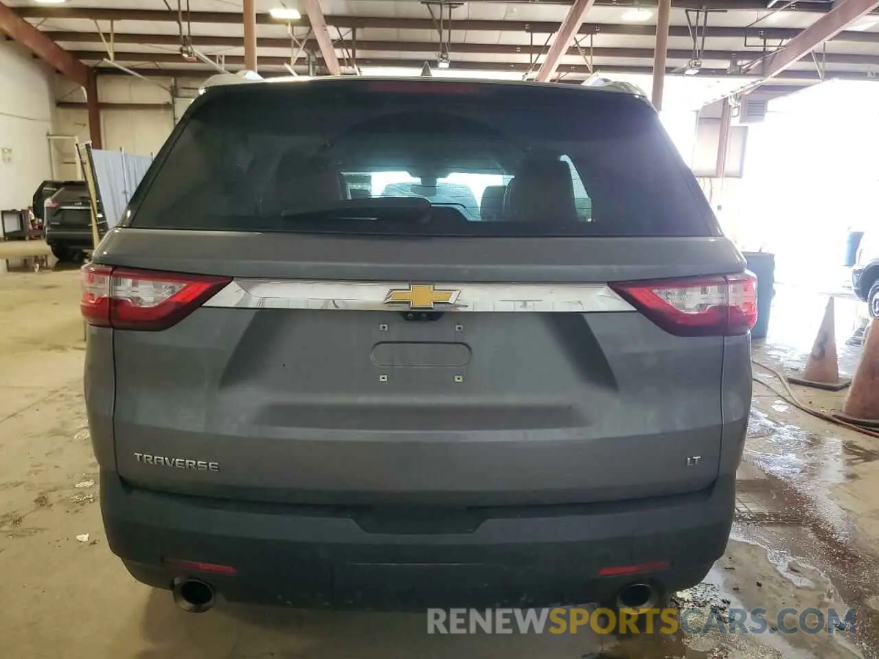 6 Photograph of a damaged car 1GNERHKW2MJ213051 CHEVROLET TRAVERSE 2021