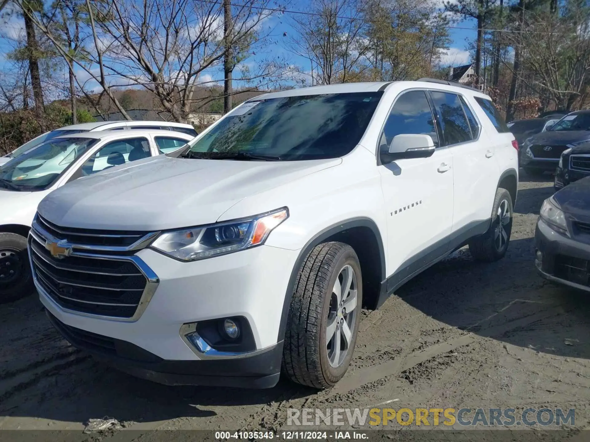2 Photograph of a damaged car 1GNERHKW2MJ223630 CHEVROLET TRAVERSE 2021