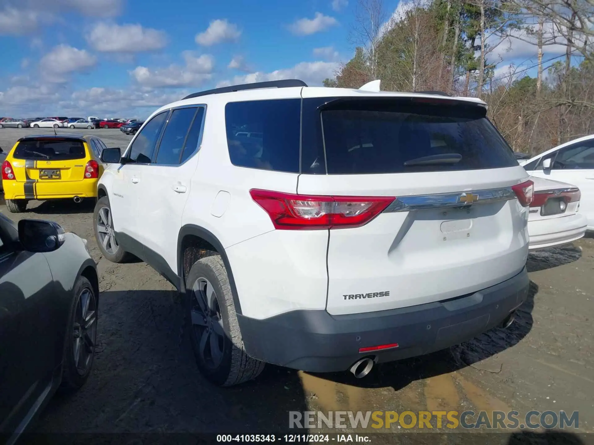 3 Photograph of a damaged car 1GNERHKW2MJ223630 CHEVROLET TRAVERSE 2021