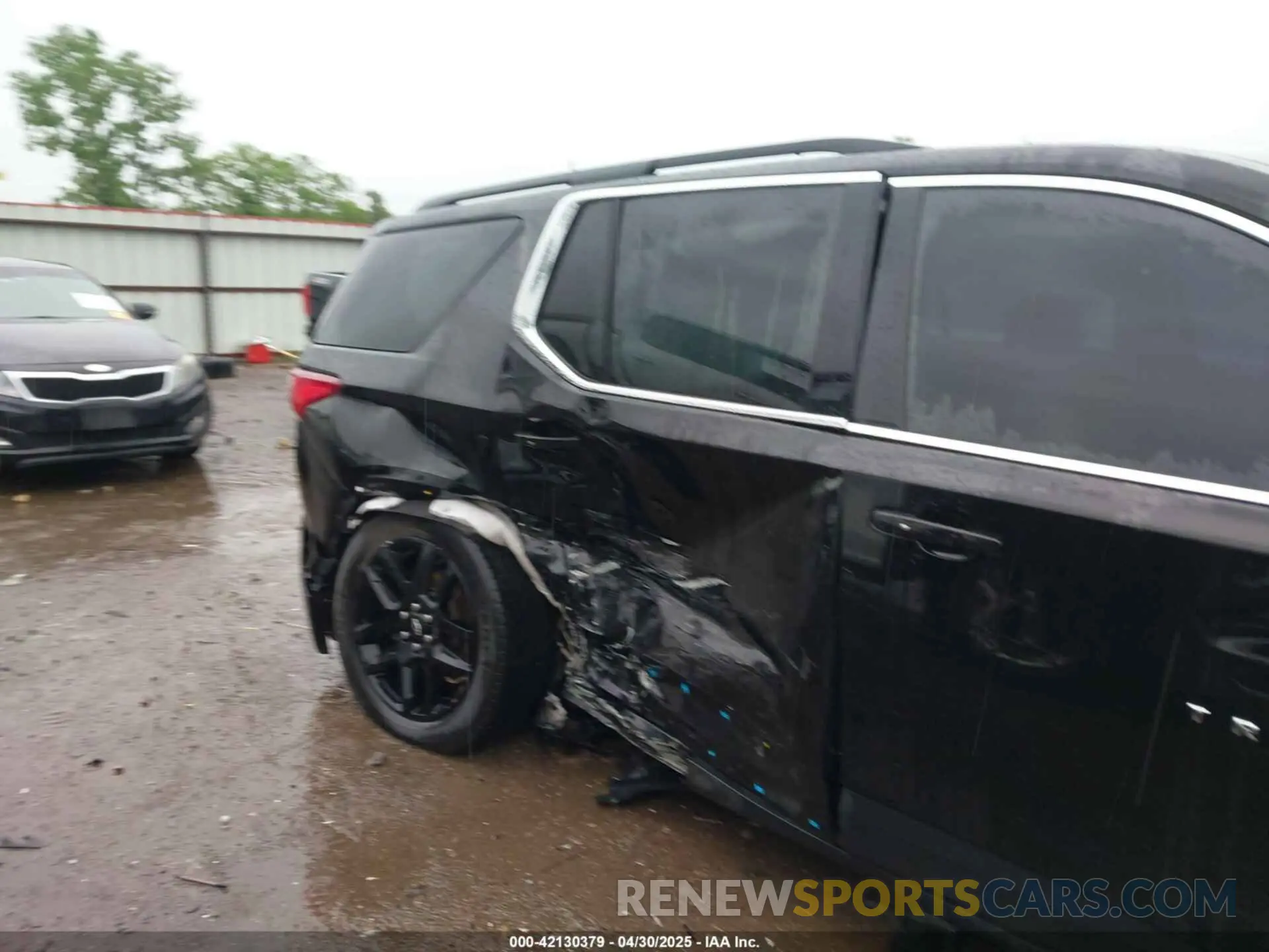 6 Photograph of a damaged car 1GNERHKW2MJ248477 CHEVROLET TRAVERSE 2021