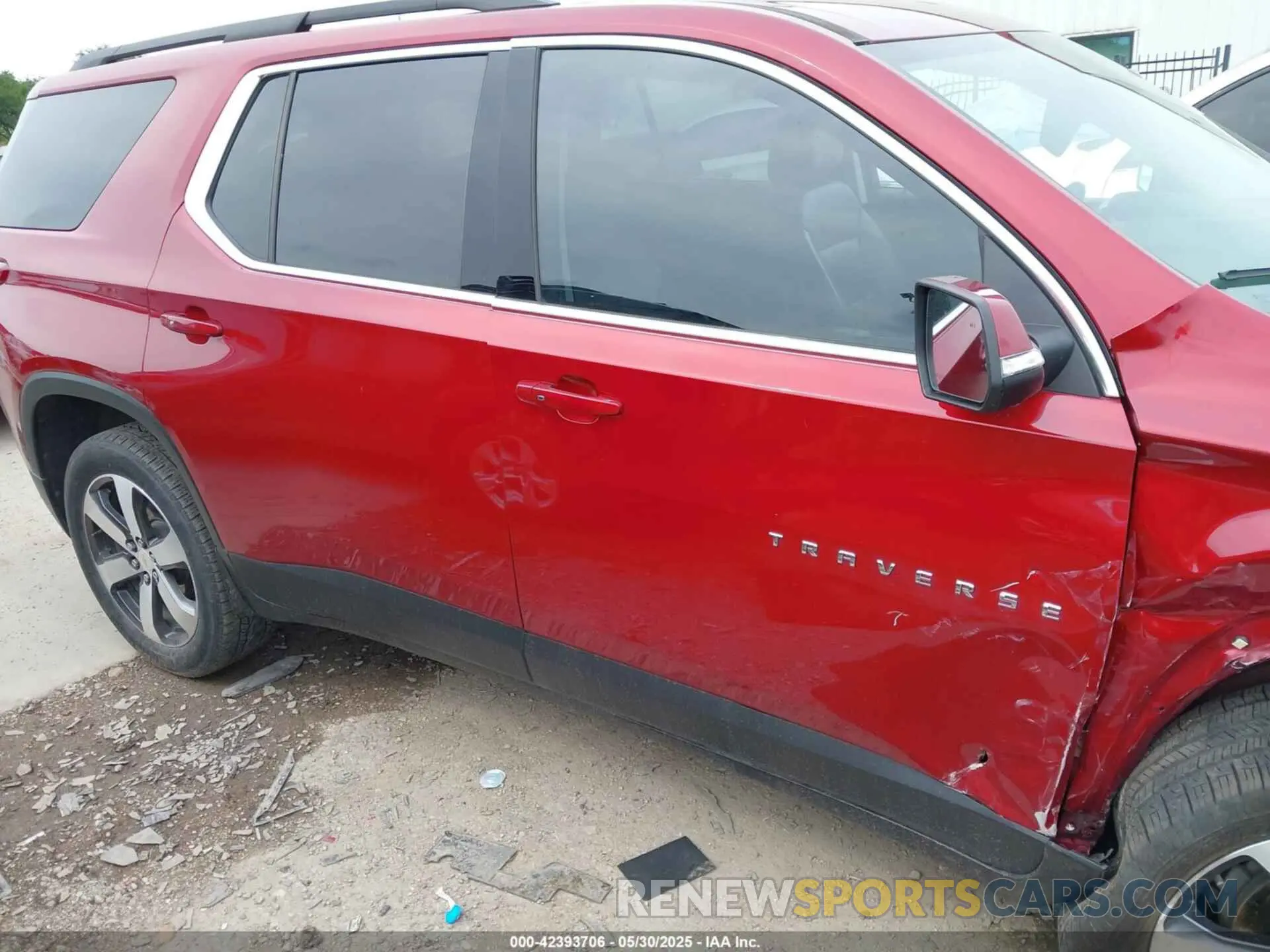 13 Photograph of a damaged car 1GNERHKW4MJ132343 CHEVROLET TRAVERSE 2021