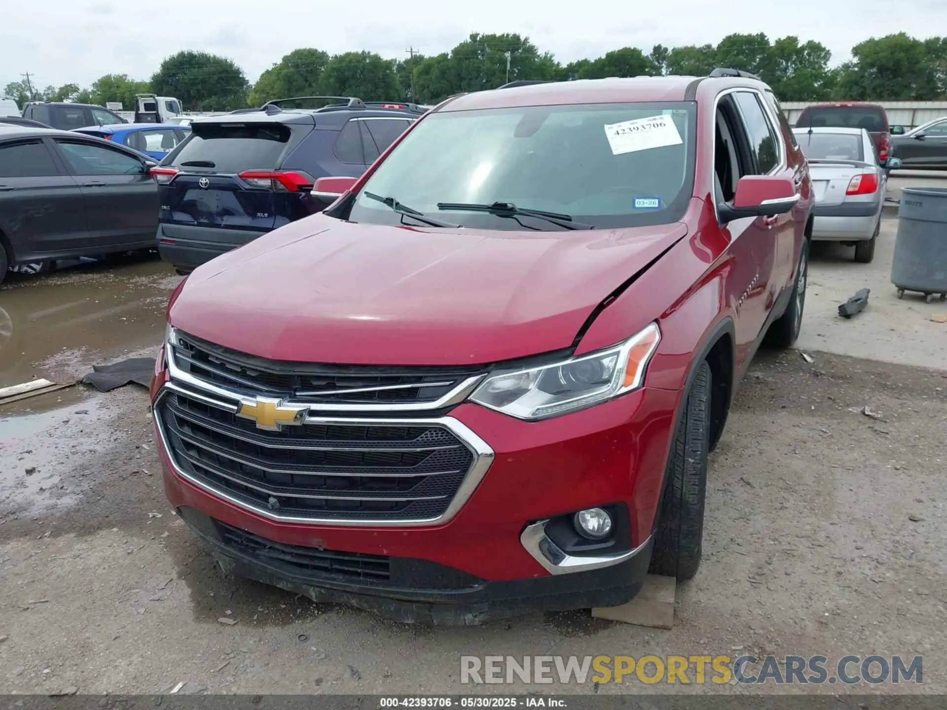 2 Photograph of a damaged car 1GNERHKW4MJ132343 CHEVROLET TRAVERSE 2021