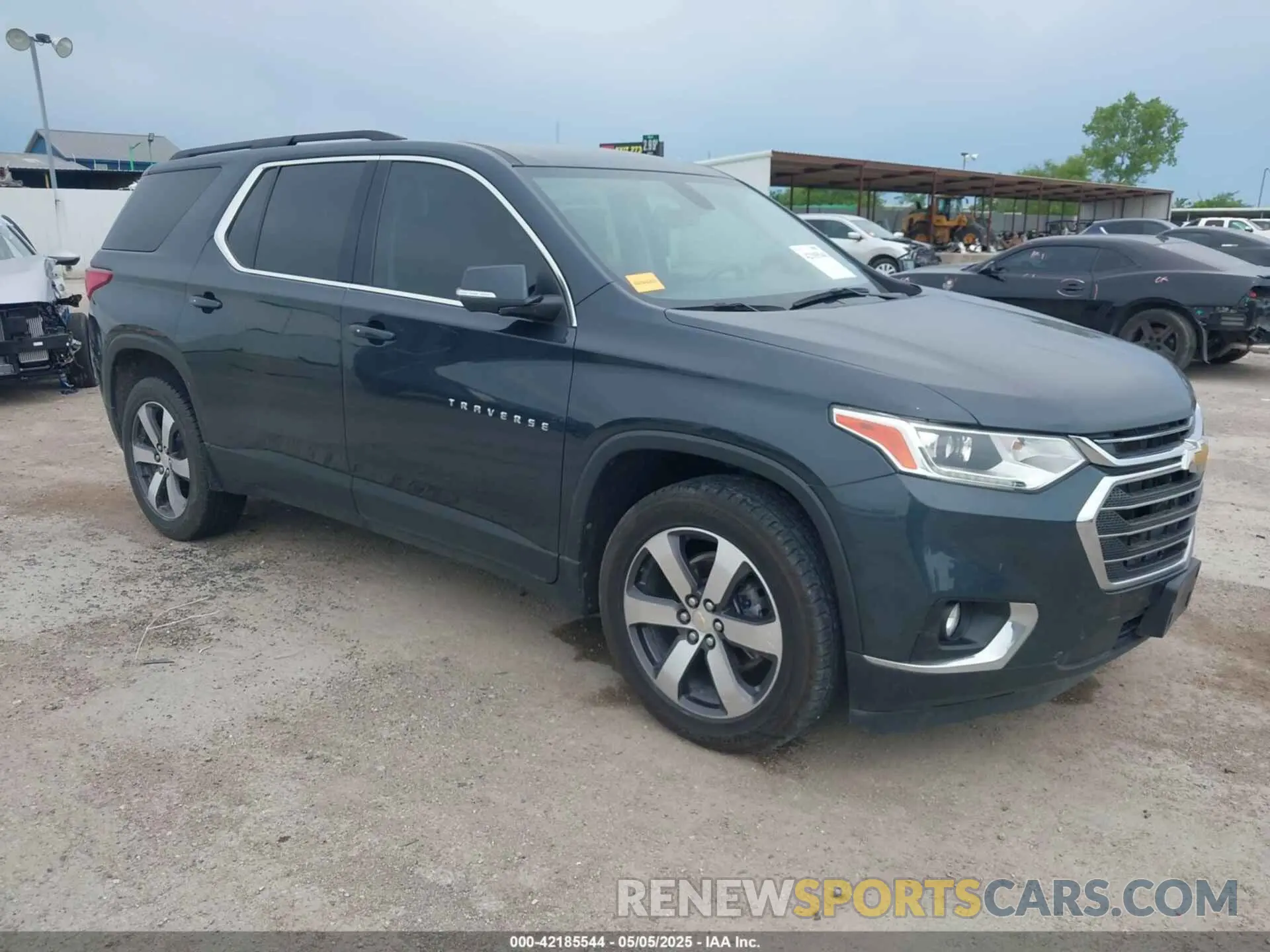 1 Photograph of a damaged car 1GNERHKW4MJ191814 CHEVROLET TRAVERSE 2021