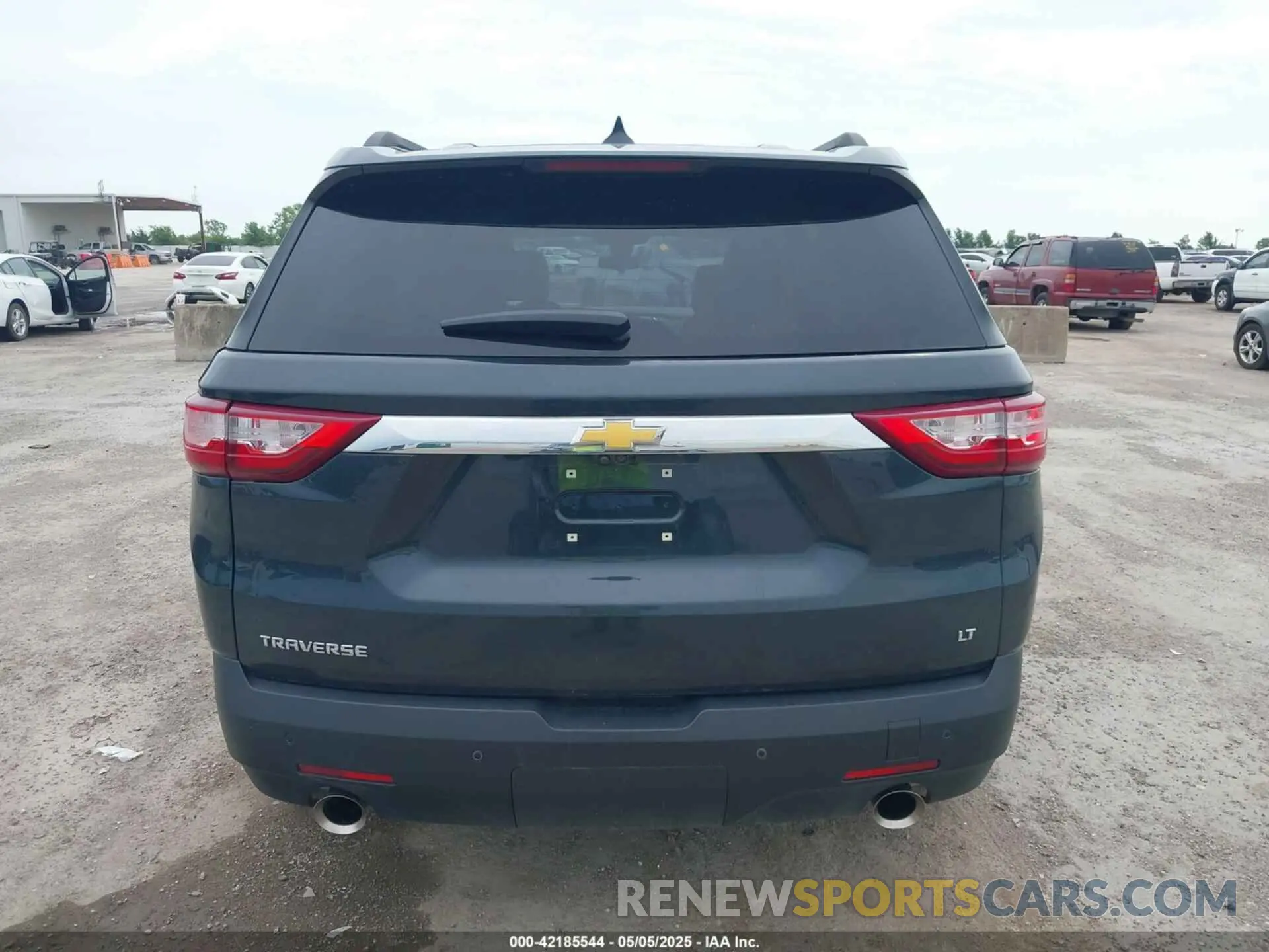 16 Photograph of a damaged car 1GNERHKW4MJ191814 CHEVROLET TRAVERSE 2021