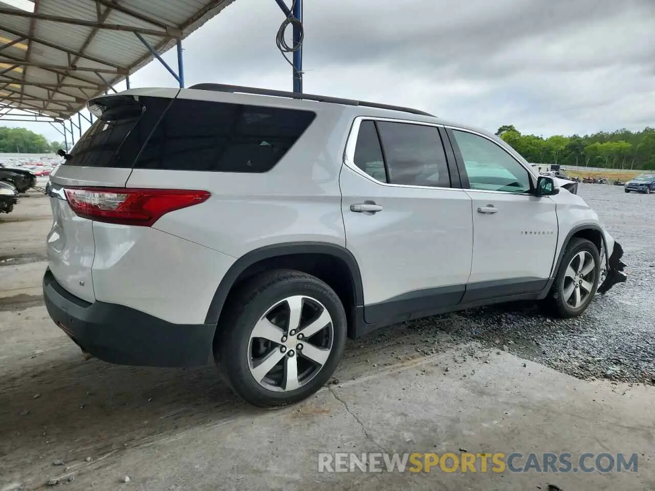 3 Photograph of a damaged car 1GNERHKW5MJ202366 CHEVROLET TRAVERSE 2021