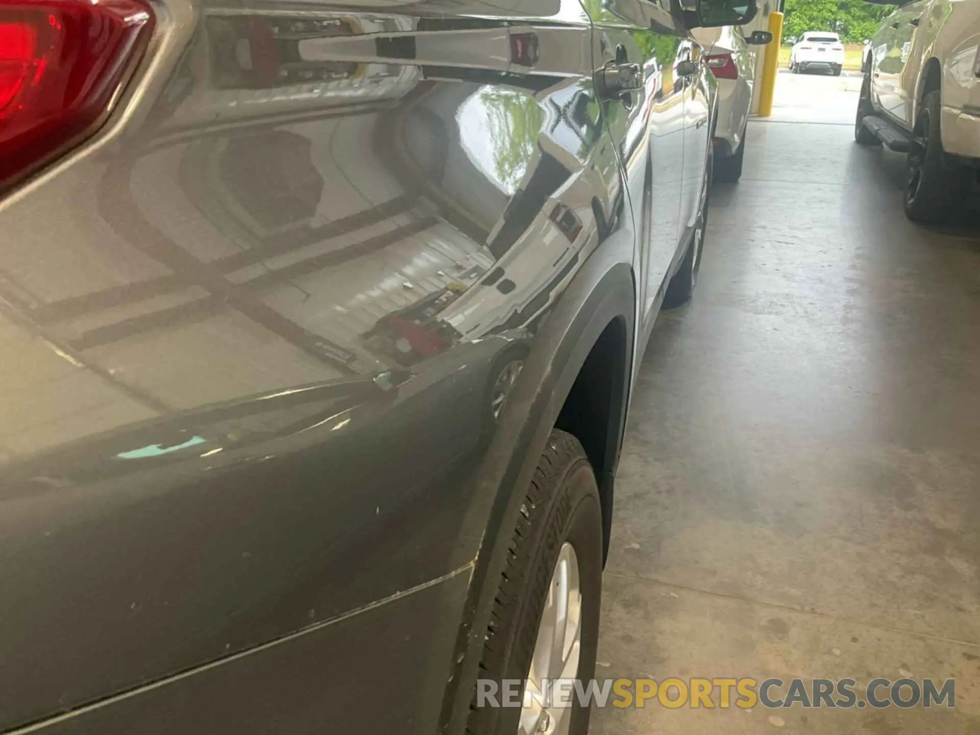 16 Photograph of a damaged car 1GNERHKW7MJ181763 CHEVROLET TRAVERSE 2021