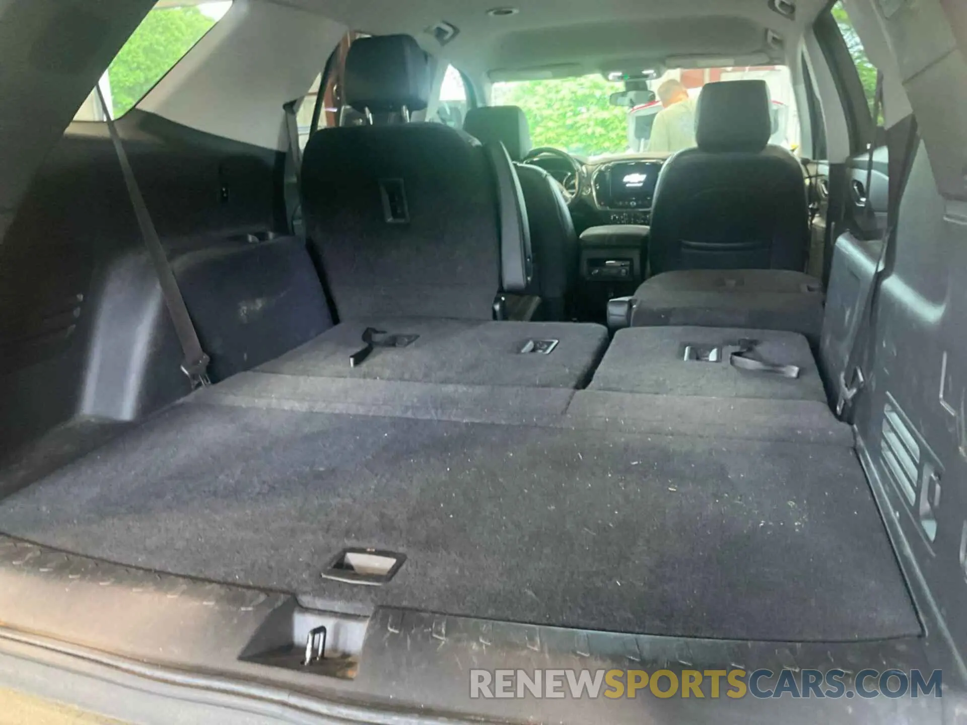 25 Photograph of a damaged car 1GNERHKW7MJ181763 CHEVROLET TRAVERSE 2021