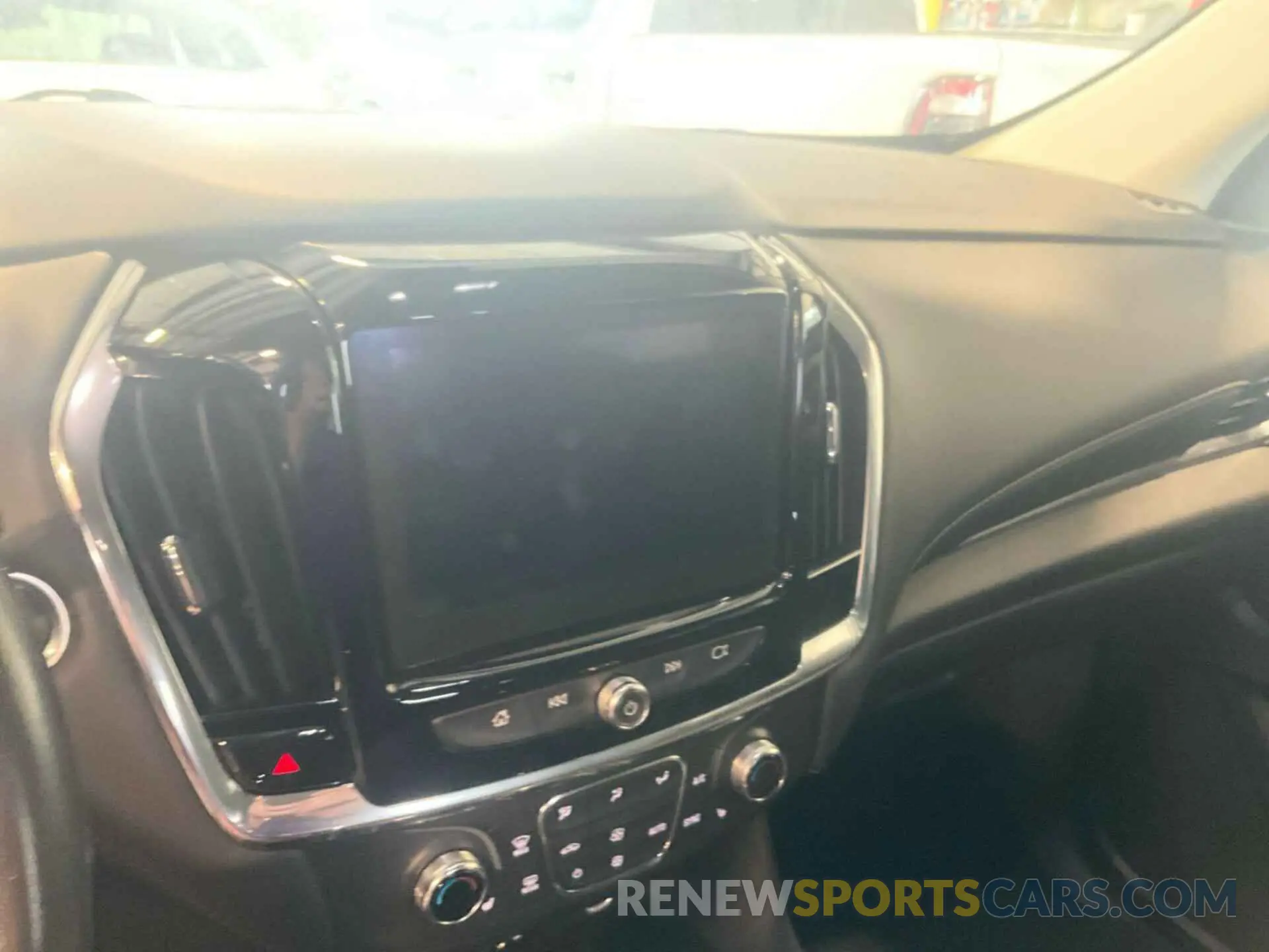 4 Photograph of a damaged car 1GNERHKW7MJ181763 CHEVROLET TRAVERSE 2021