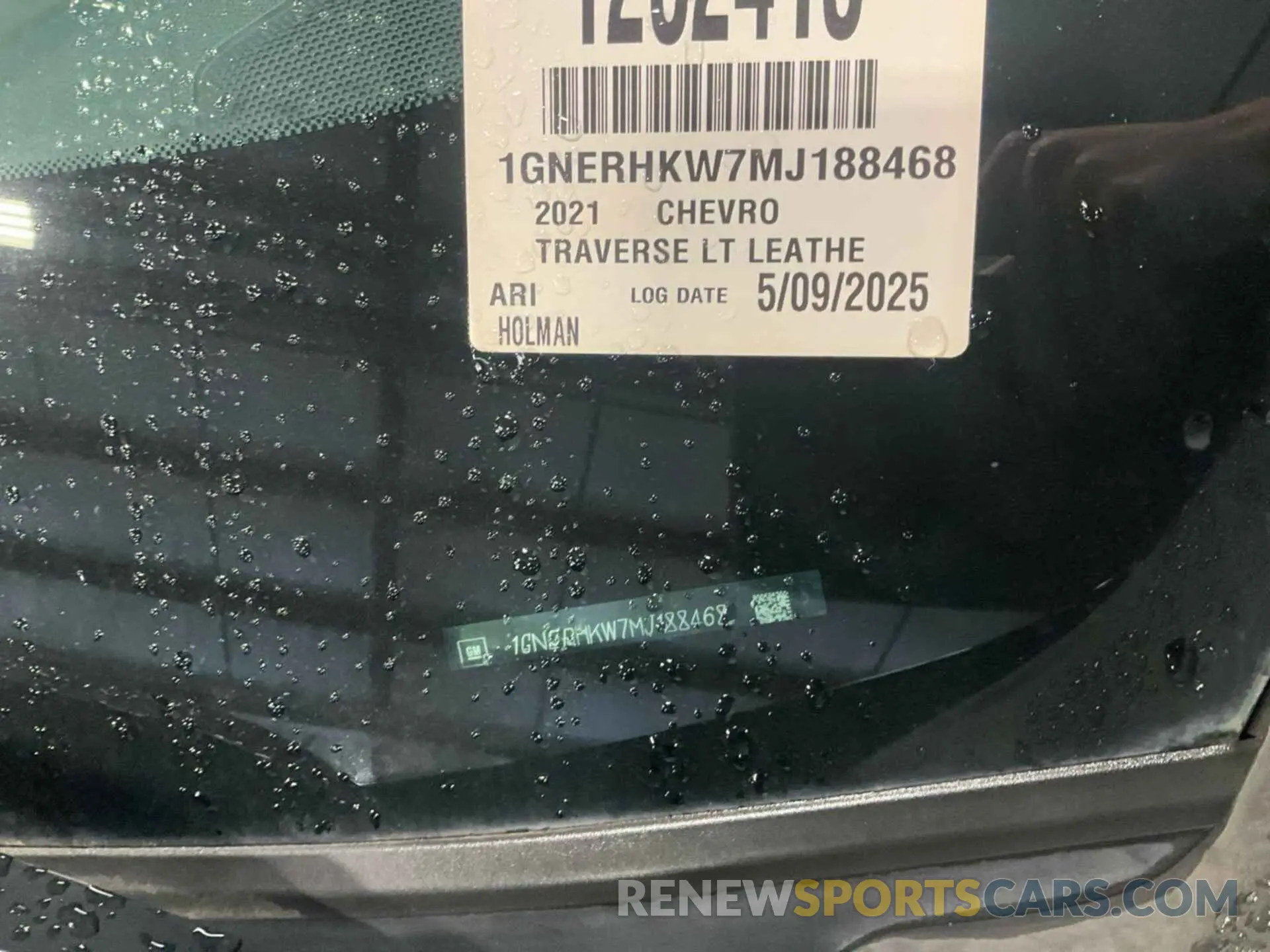 24 Photograph of a damaged car 1GNERHKW7MJ188468 CHEVROLET TRAVERSE 2021