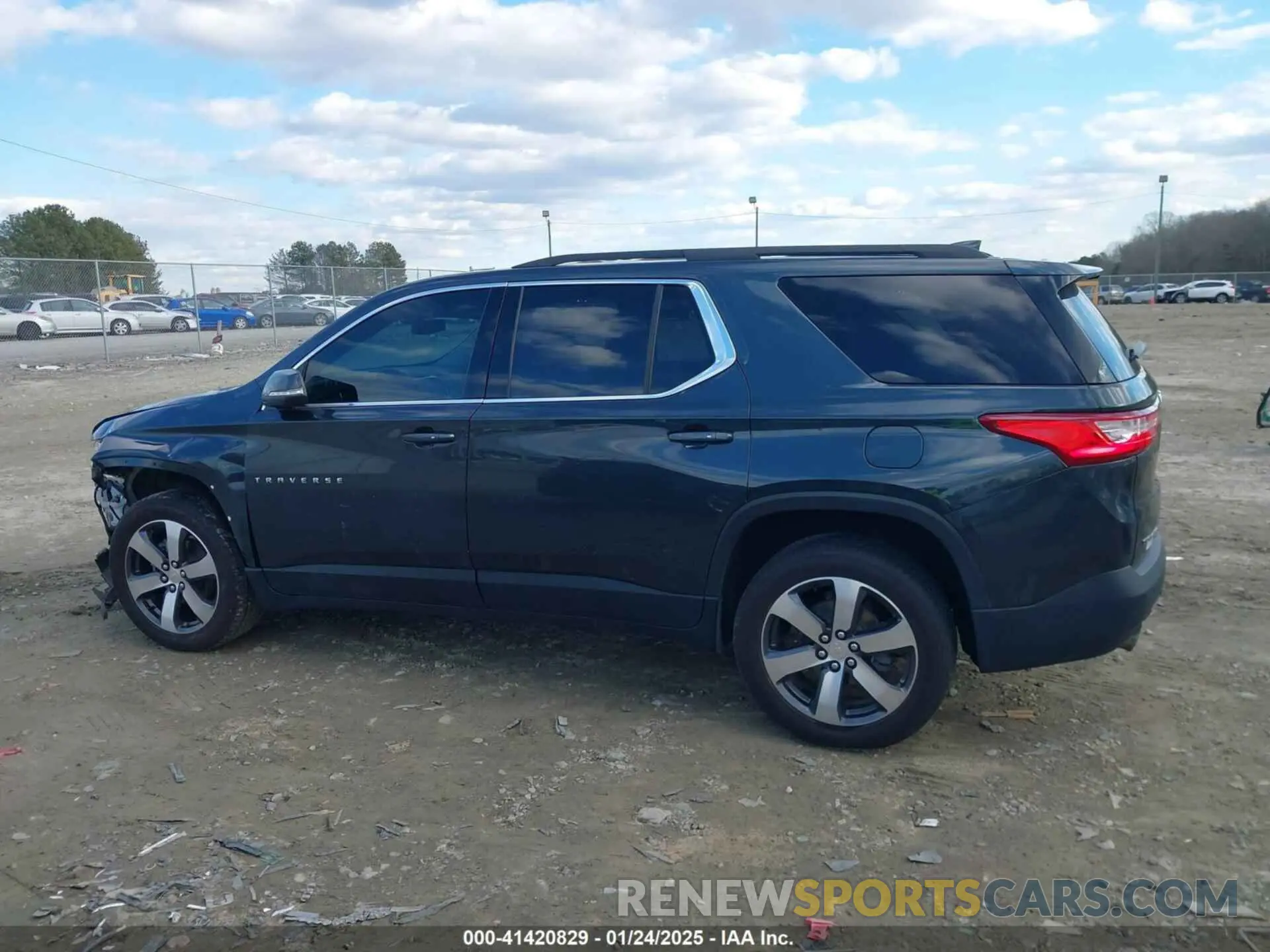 14 Photograph of a damaged car 1GNERHKW7MJ212137 CHEVROLET TRAVERSE 2021