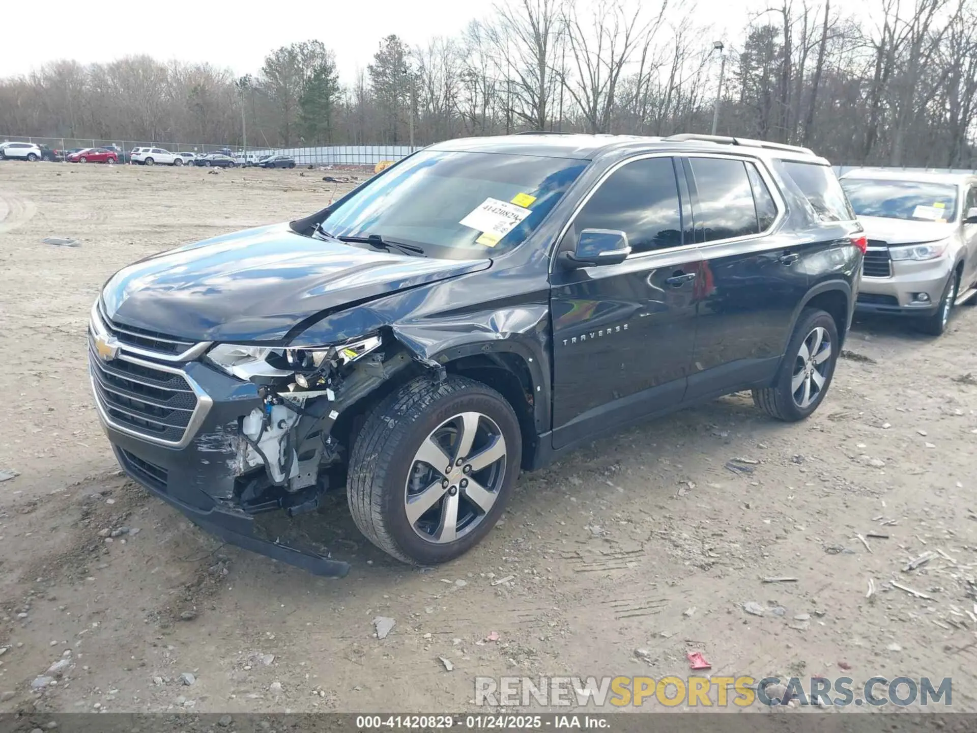2 Photograph of a damaged car 1GNERHKW7MJ212137 CHEVROLET TRAVERSE 2021
