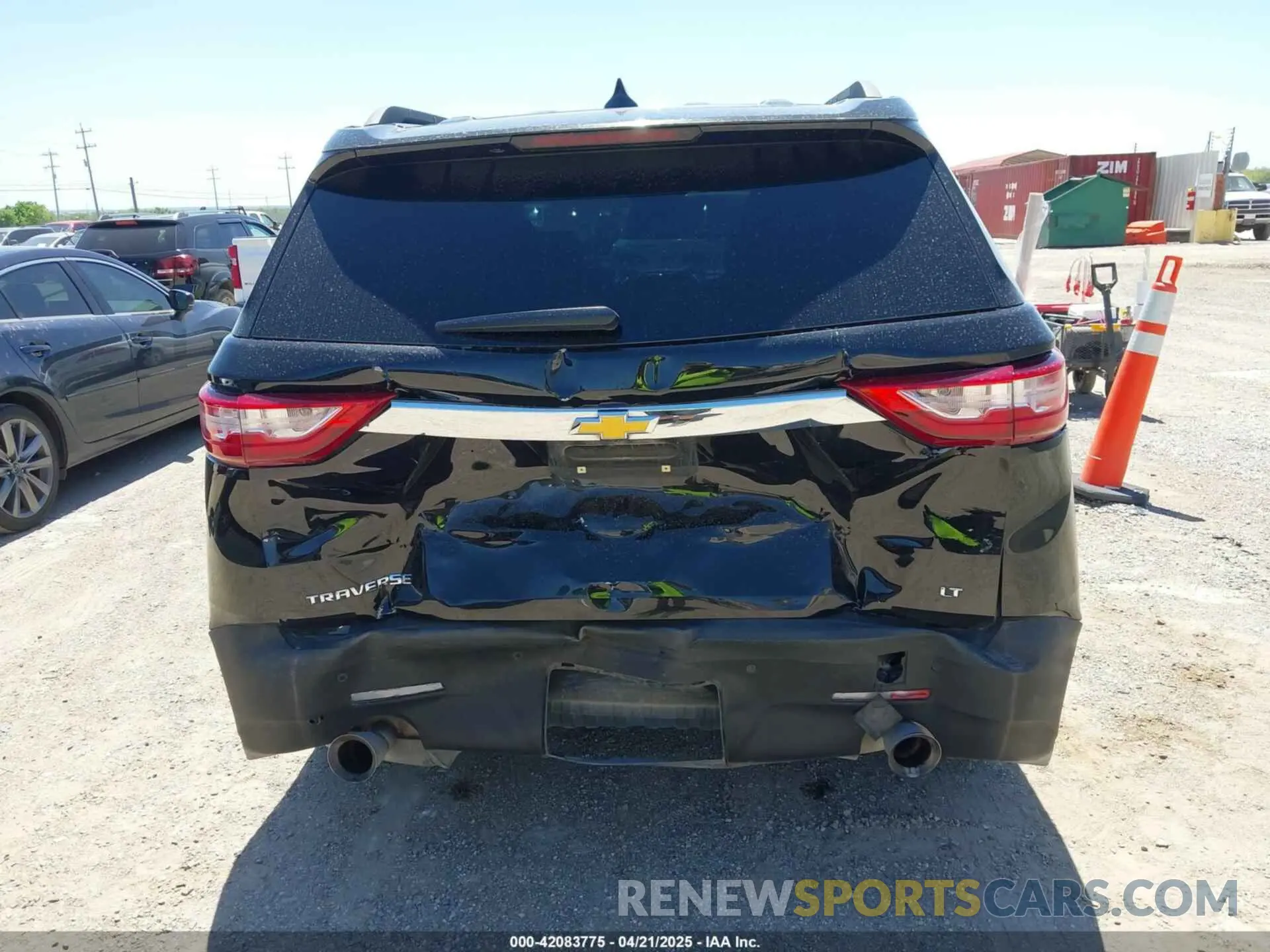 16 Photograph of a damaged car 1GNERHKW8MJ248984 CHEVROLET TRAVERSE 2021