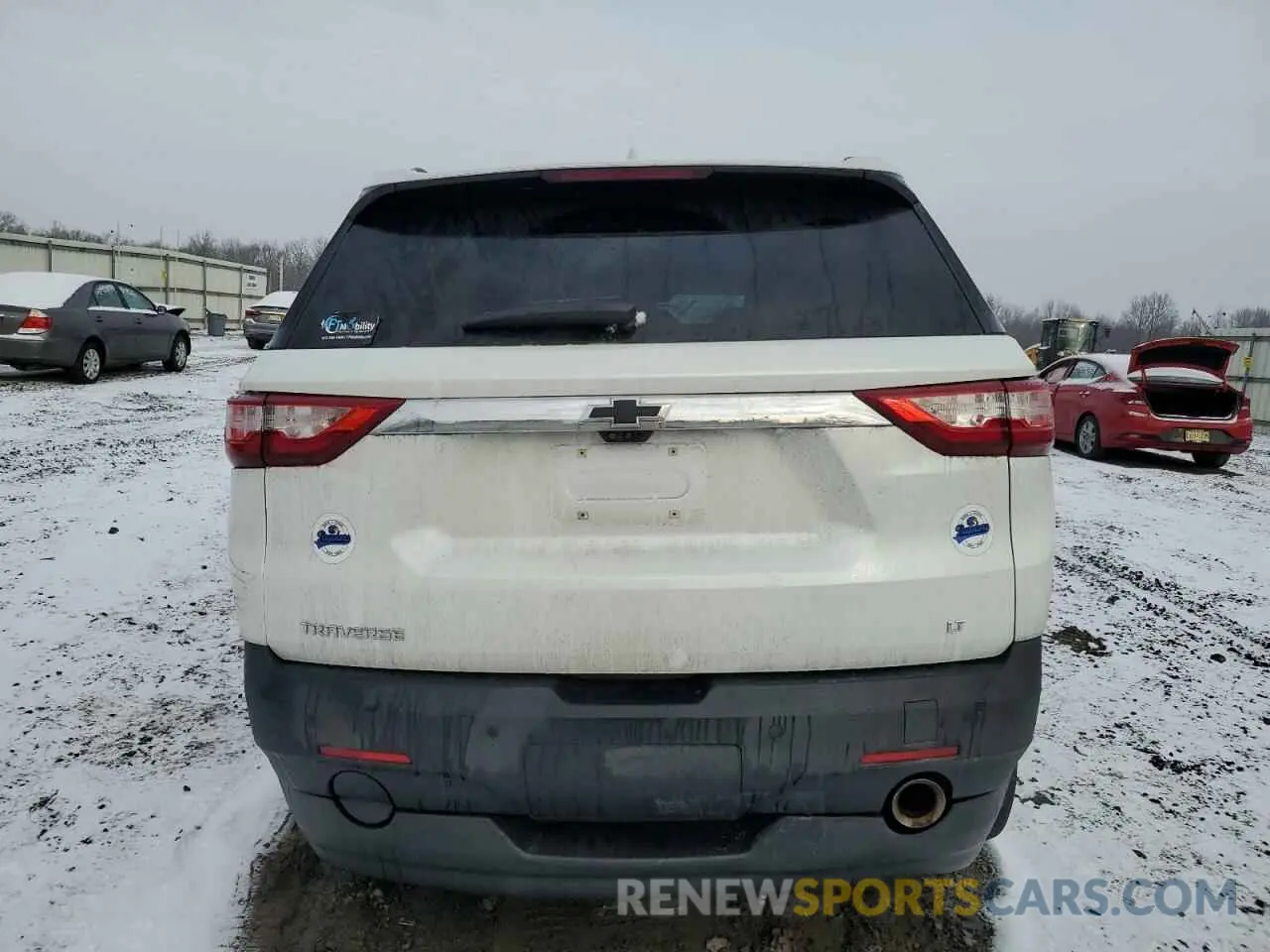 6 Photograph of a damaged car 1GNERHKWXMJ252163 CHEVROLET TRAVERSE 2021