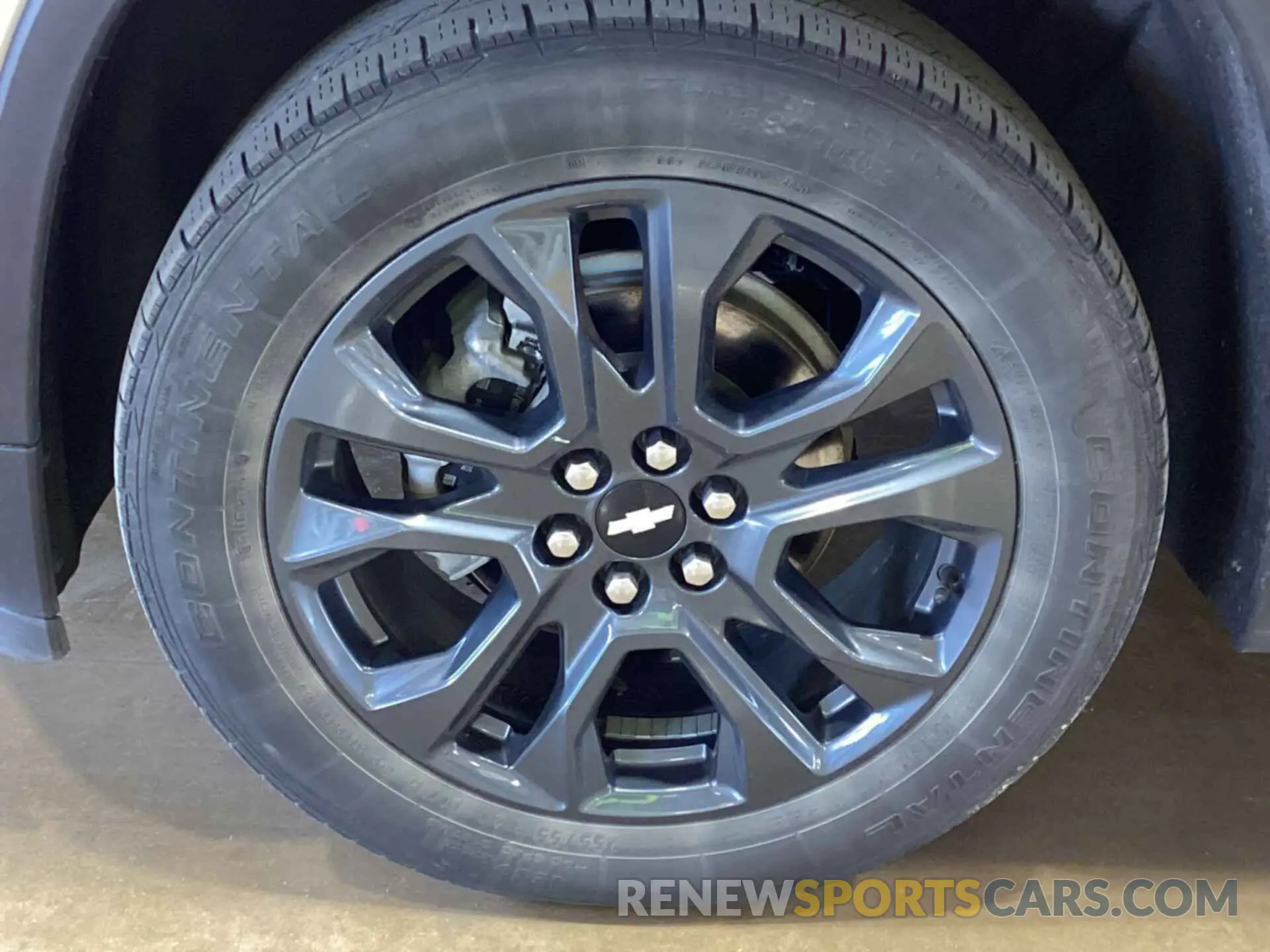 21 Photograph of a damaged car 1GNERJKW1MJ146014 CHEVROLET TRAVERSE 2021