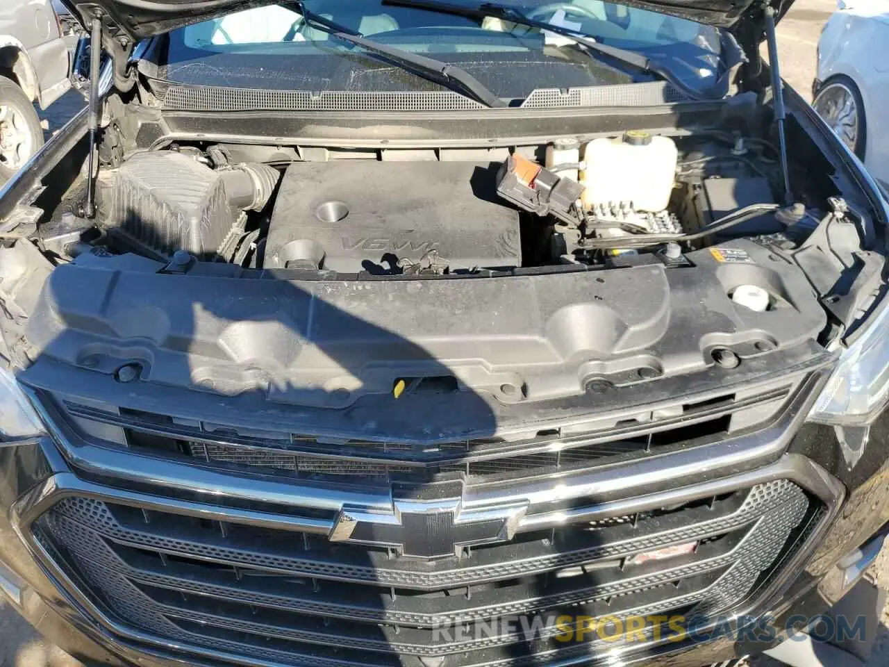 12 Photograph of a damaged car 1GNERJKW3MJ228875 CHEVROLET TRAVERSE 2021