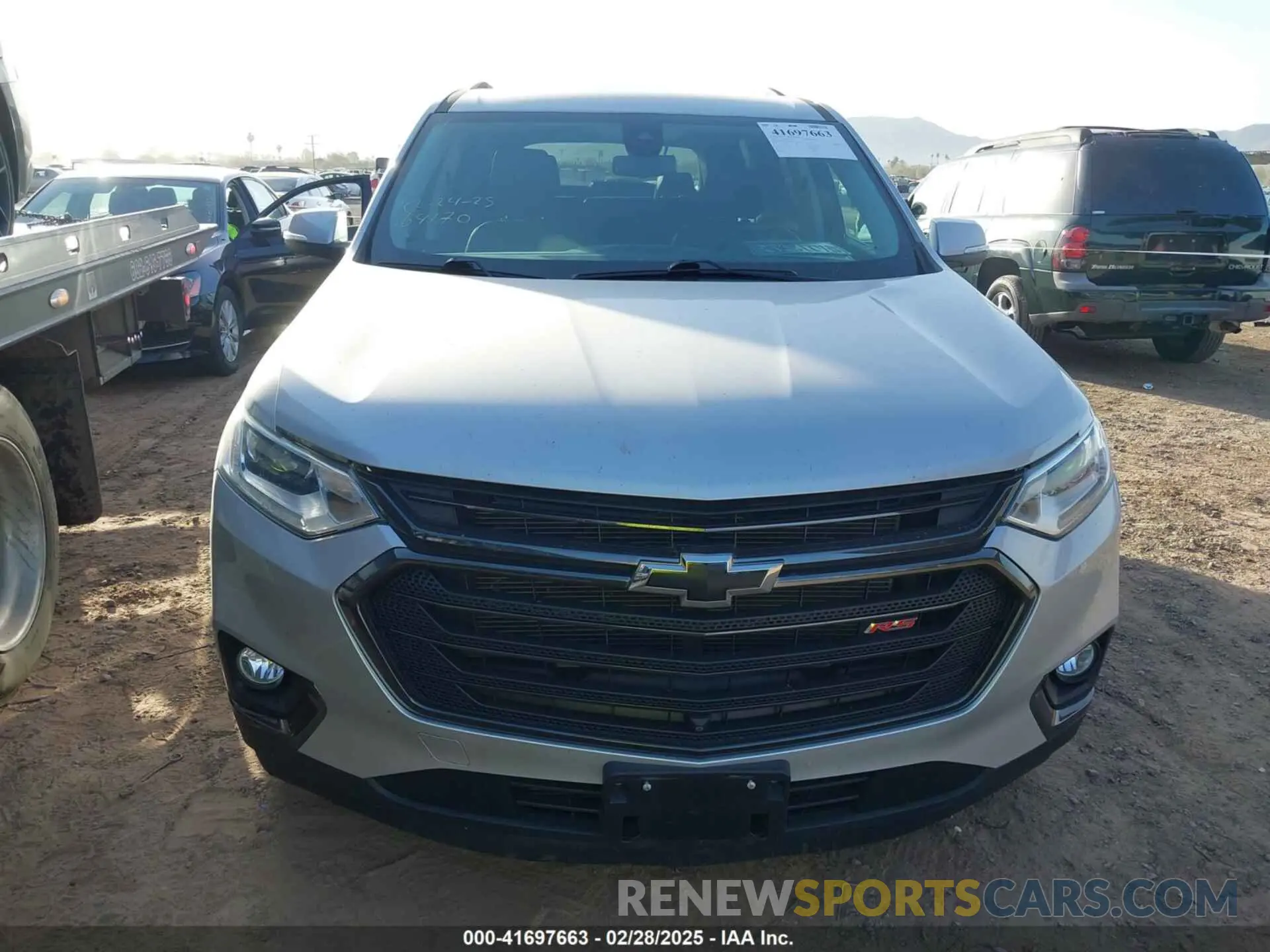 12 Photograph of a damaged car 1GNERJKW6MJ164170 CHEVROLET TRAVERSE 2021