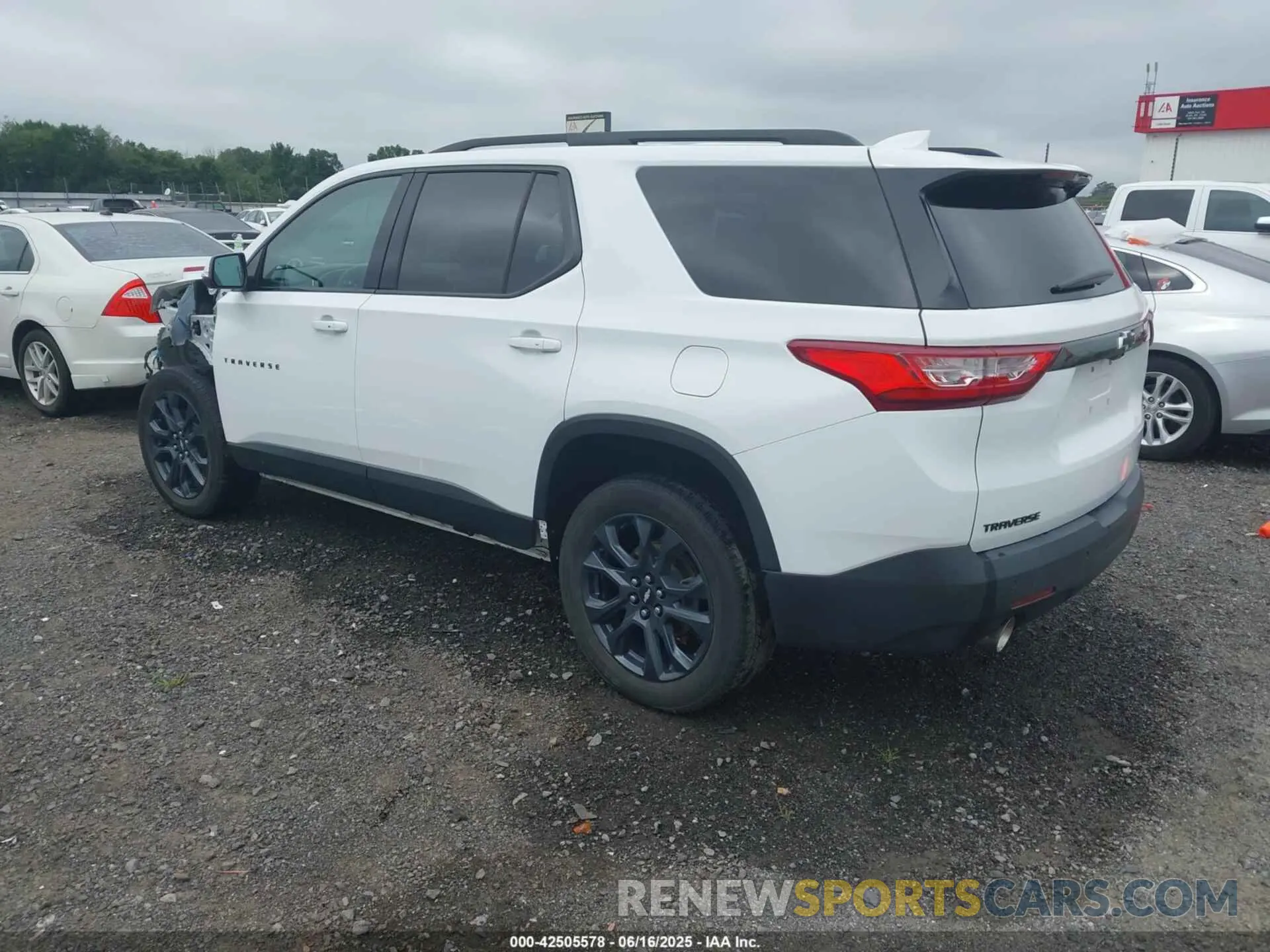 3 Photograph of a damaged car 1GNERJKW9MJ233563 CHEVROLET TRAVERSE 2021
