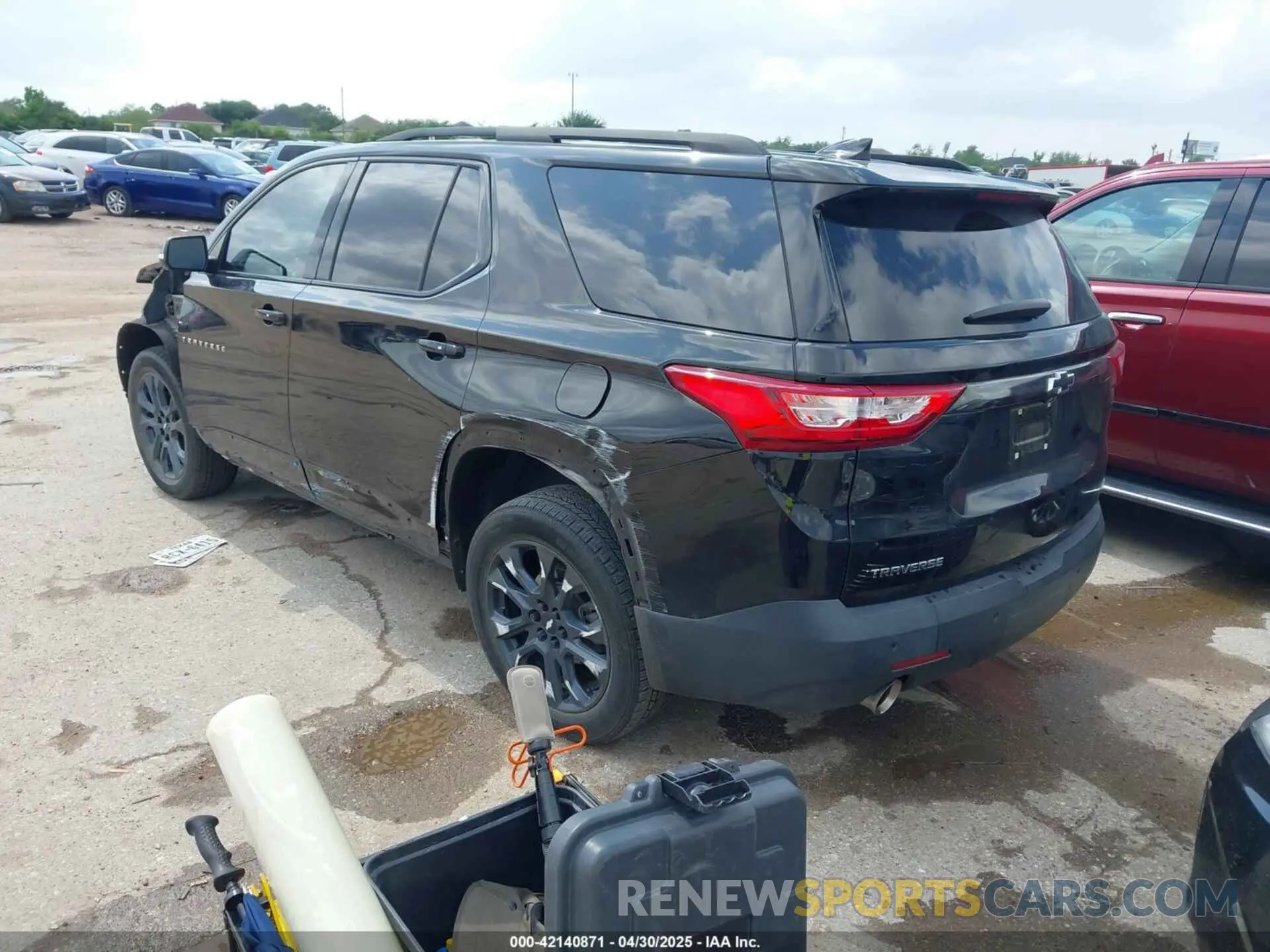 3 Photograph of a damaged car 1GNERJKW9MJ255465 CHEVROLET TRAVERSE 2021