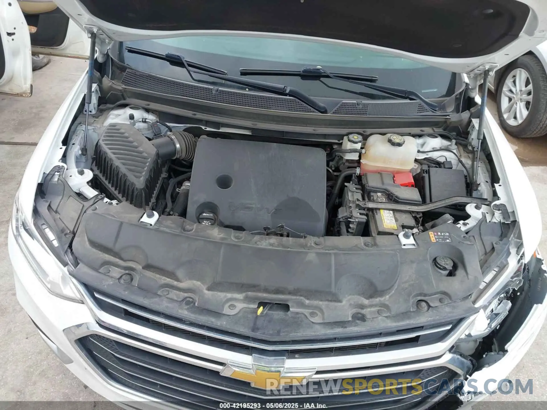 10 Photograph of a damaged car 1GNERKKW2MJ182543 CHEVROLET TRAVERSE 2021