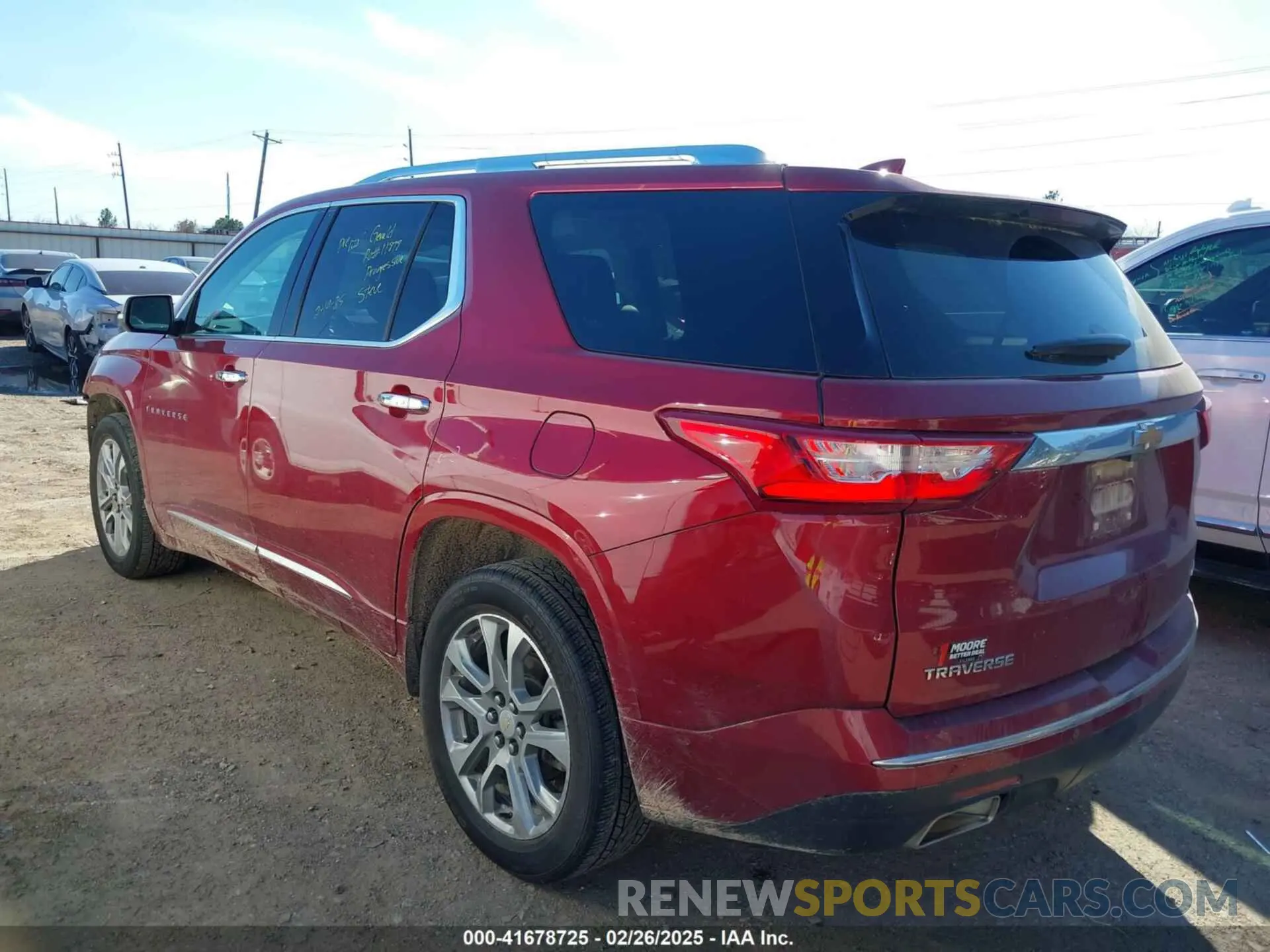 3 Photograph of a damaged car 1GNERKKW2MJ187256 CHEVROLET TRAVERSE 2021