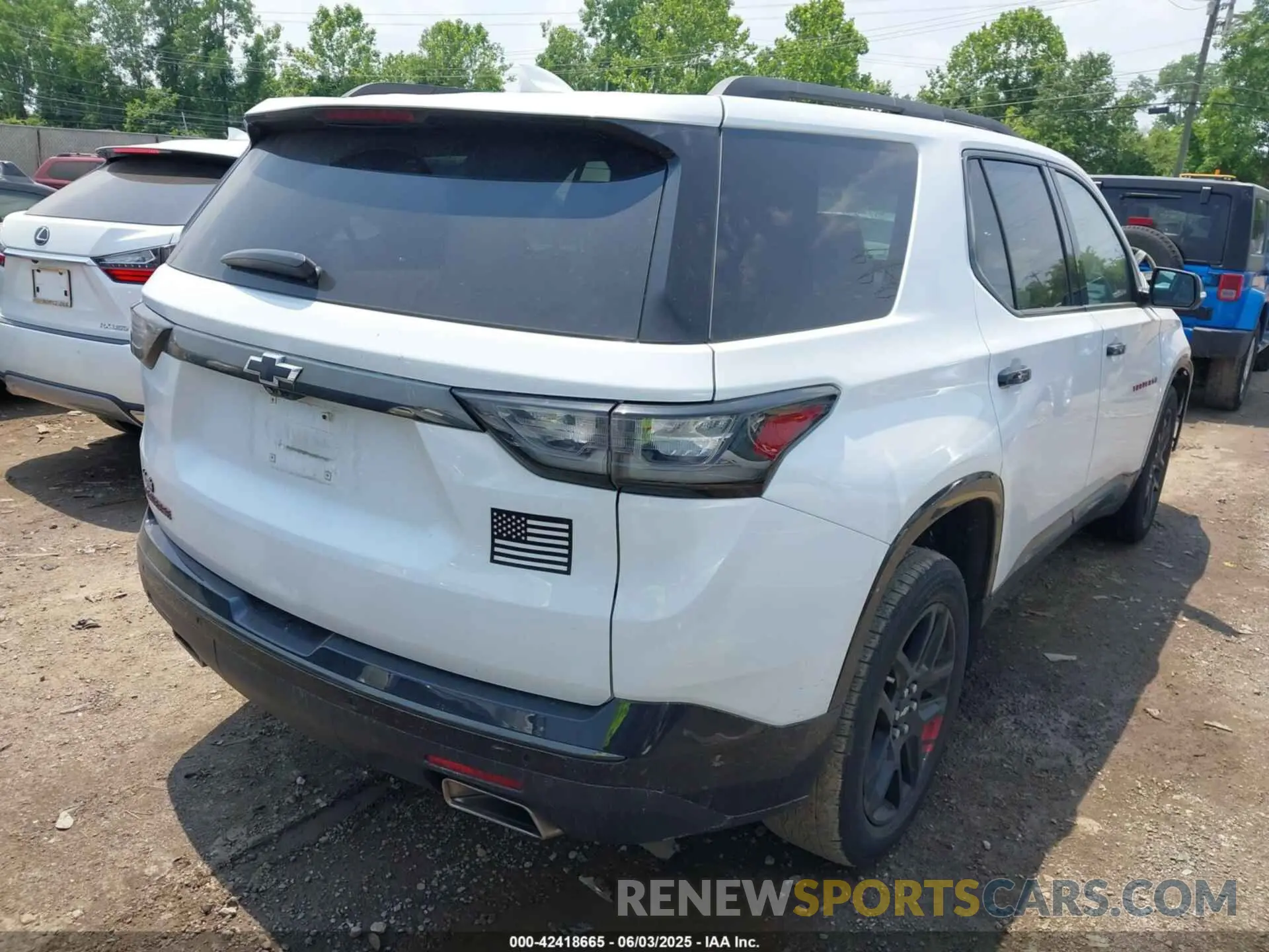 4 Photograph of a damaged car 1GNERKKW9MJ224531 CHEVROLET TRAVERSE 2021