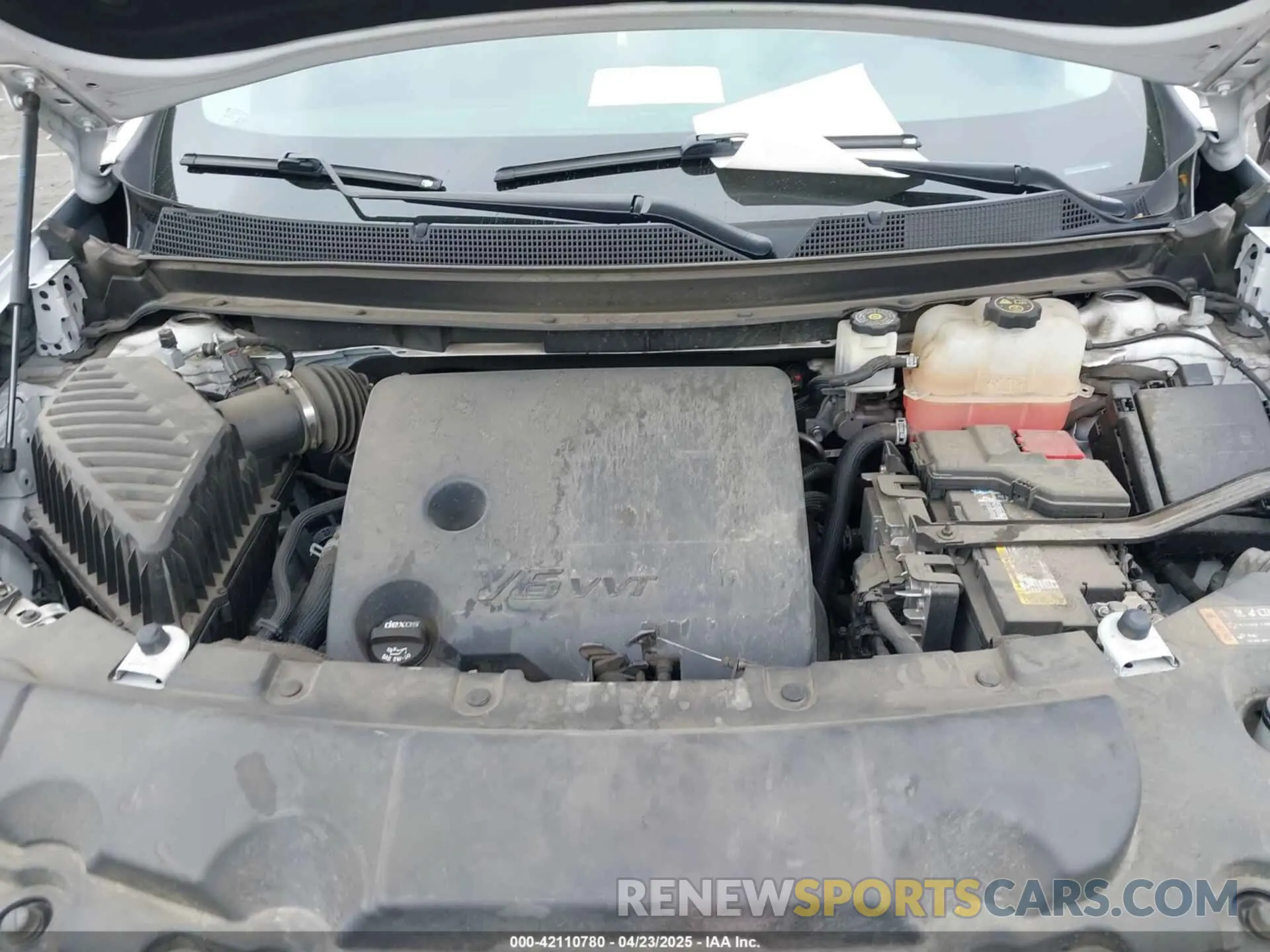 10 Photograph of a damaged car 1GNERKKWXMJ133834 CHEVROLET TRAVERSE 2021