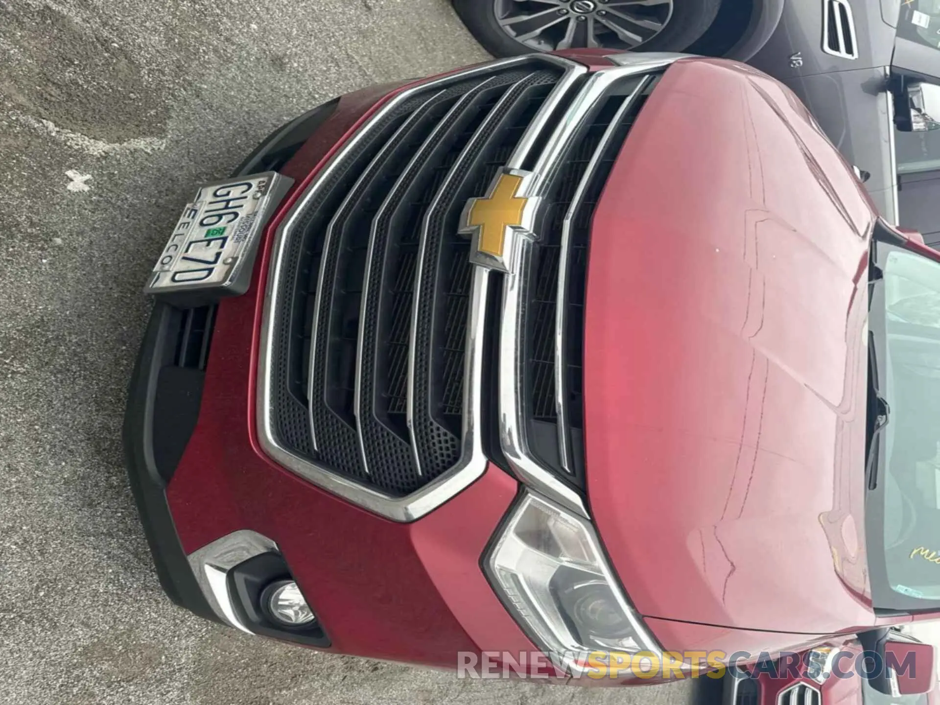 1 Photograph of a damaged car 1GNERMKW6MJ186848 CHEVROLET TRAVERSE 2021