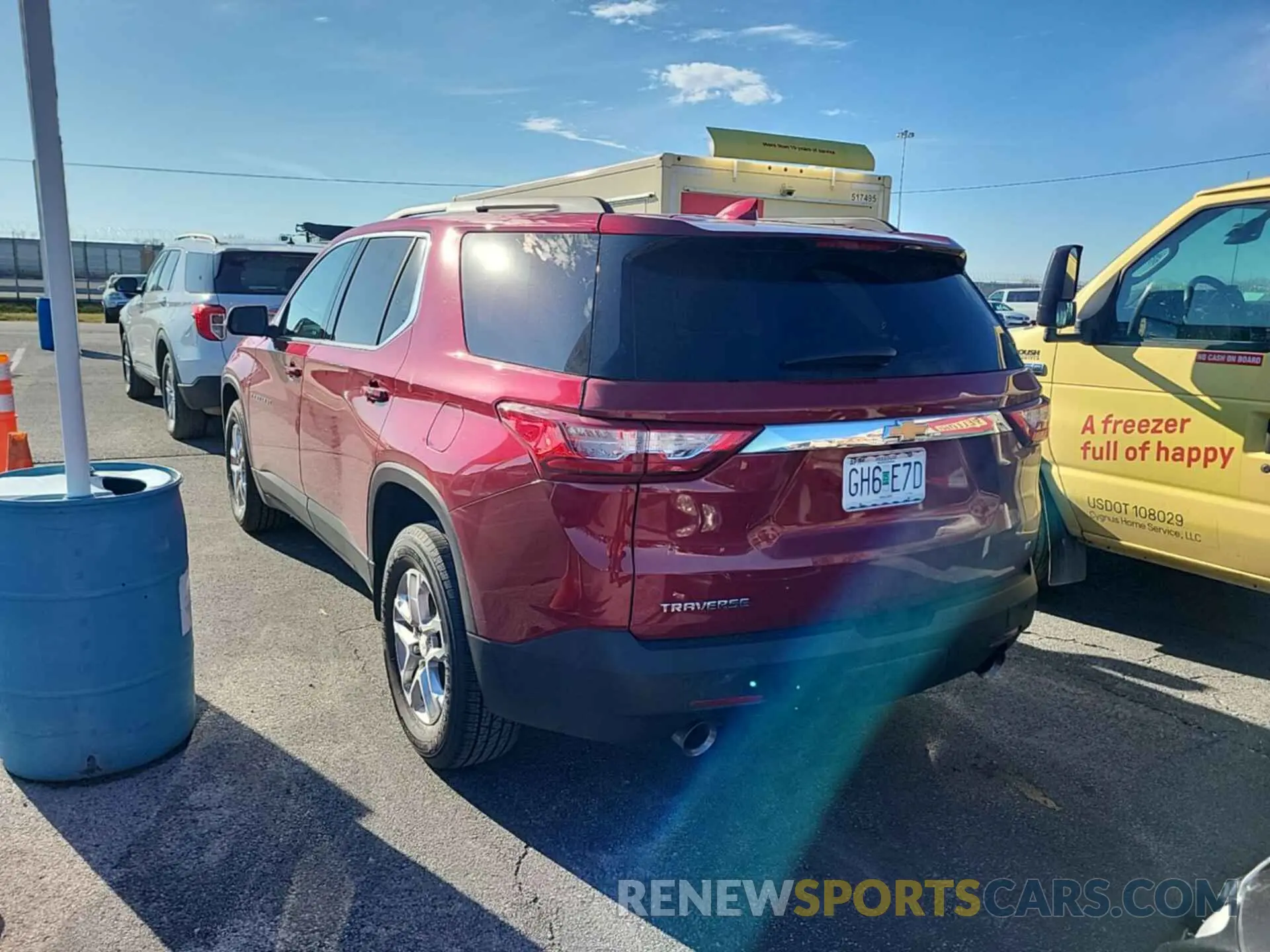 20 Photograph of a damaged car 1GNERMKW6MJ186848 CHEVROLET TRAVERSE 2021