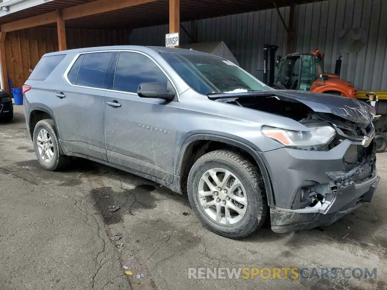4 Photograph of a damaged car 1GNEVFKW4MJ148364 CHEVROLET TRAVERSE 2021