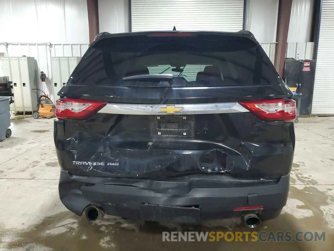 6 Photograph of a damaged car 1GNEVFKW4MJ224763 CHEVROLET TRAVERSE 2021