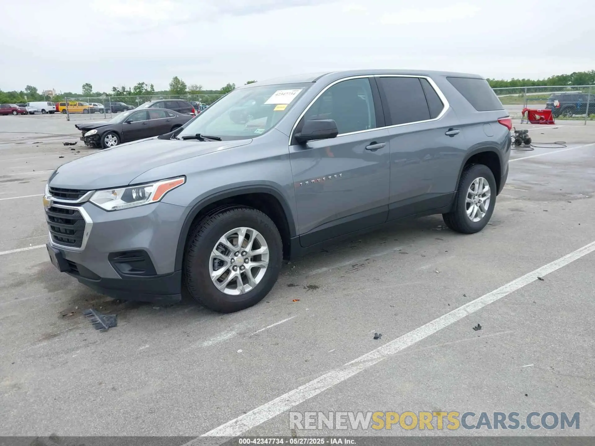 2 Photograph of a damaged car 1GNEVFKW5MJ138247 CHEVROLET TRAVERSE 2021