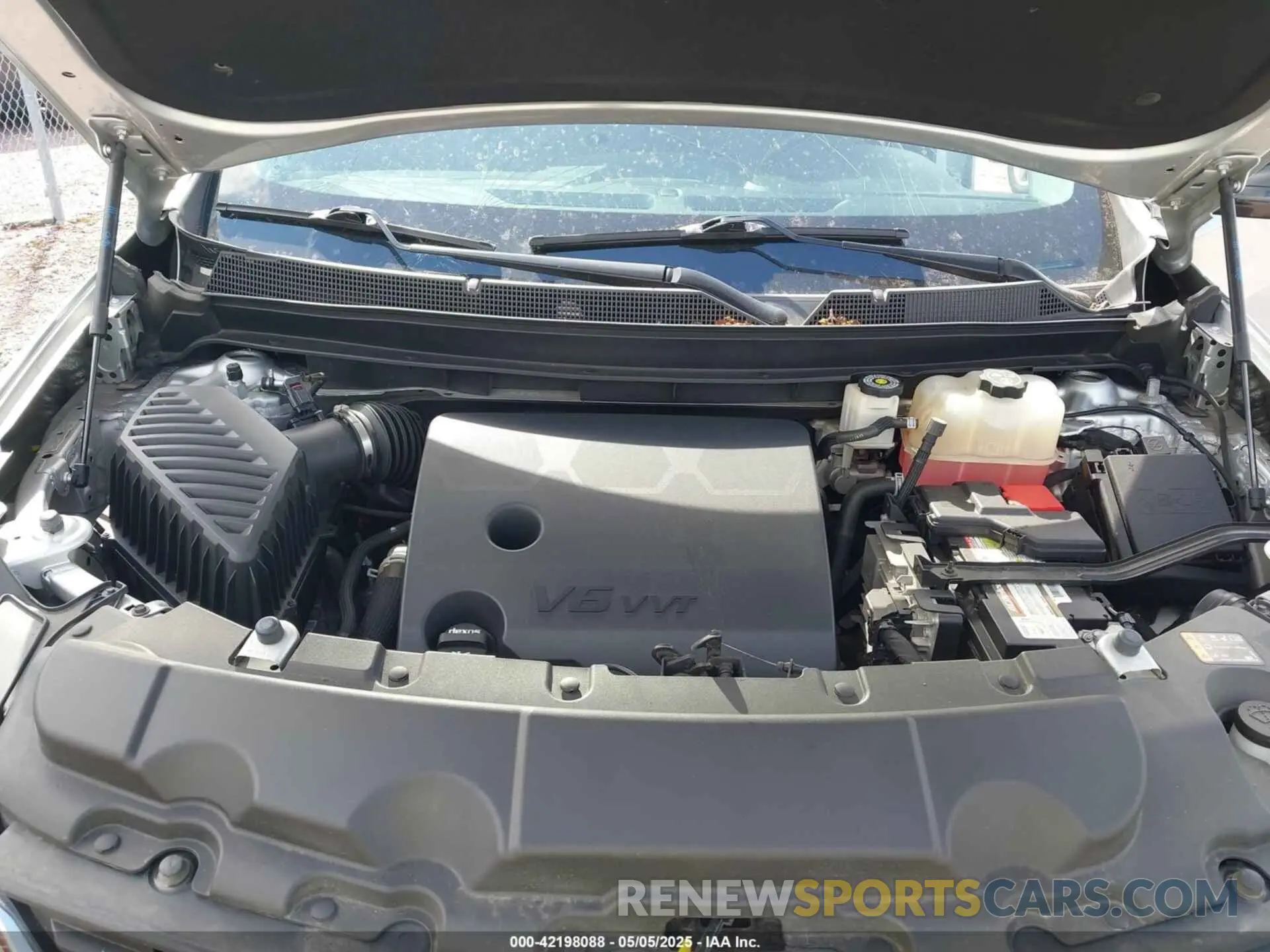 10 Photograph of a damaged car 1GNEVFKW7MJ108621 CHEVROLET TRAVERSE 2021