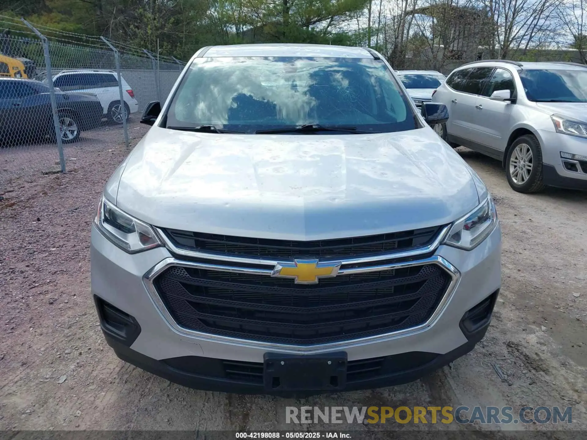 12 Photograph of a damaged car 1GNEVFKW7MJ108621 CHEVROLET TRAVERSE 2021