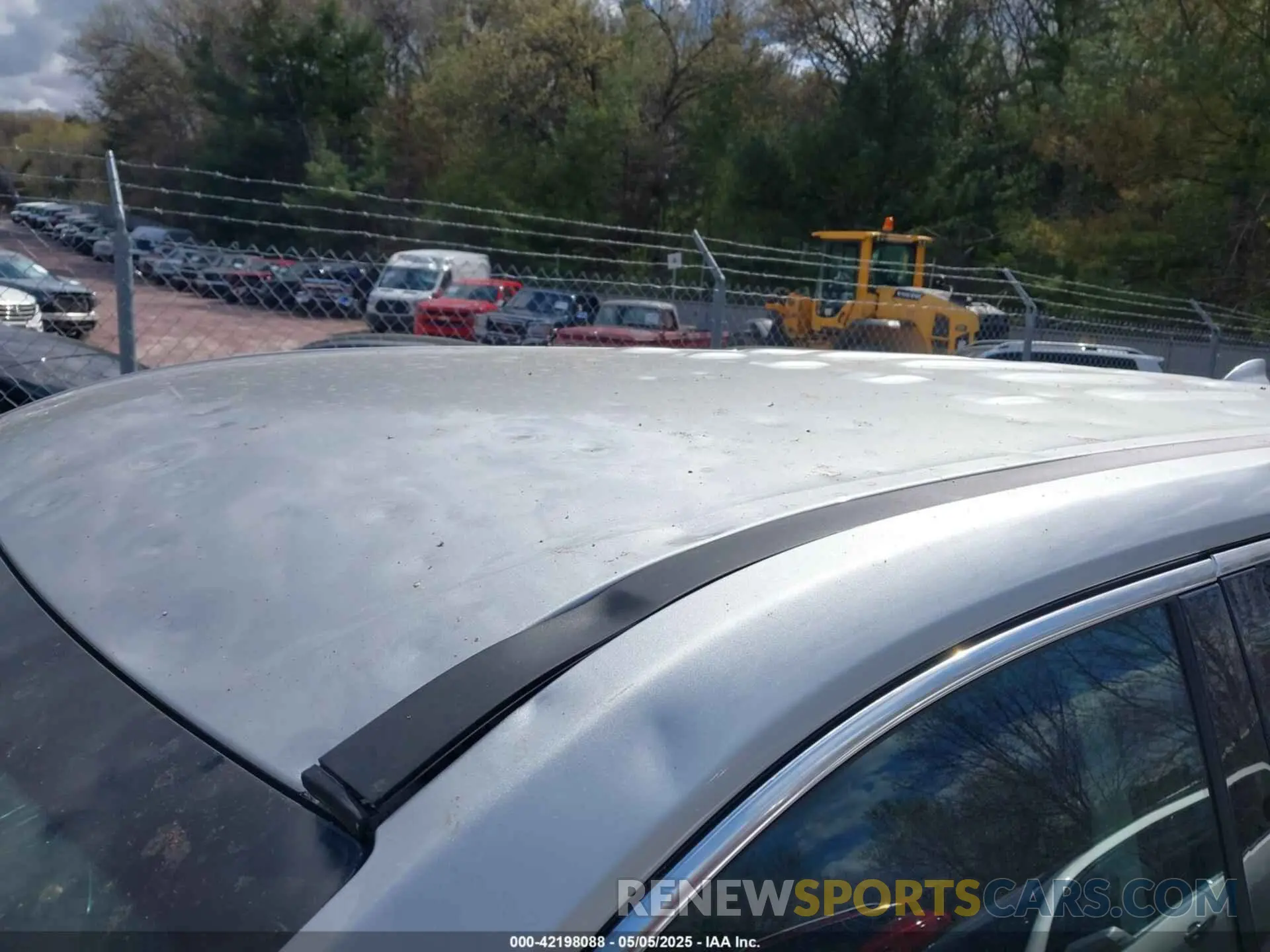 18 Photograph of a damaged car 1GNEVFKW7MJ108621 CHEVROLET TRAVERSE 2021