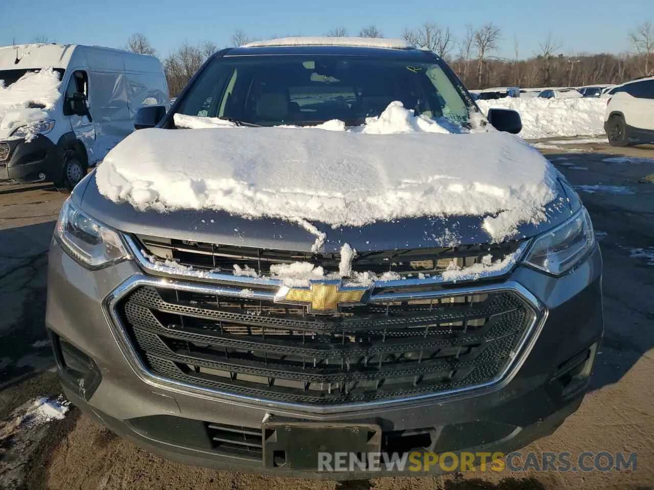 5 Photograph of a damaged car 1GNEVFKWXMJ104532 CHEVROLET TRAVERSE 2021