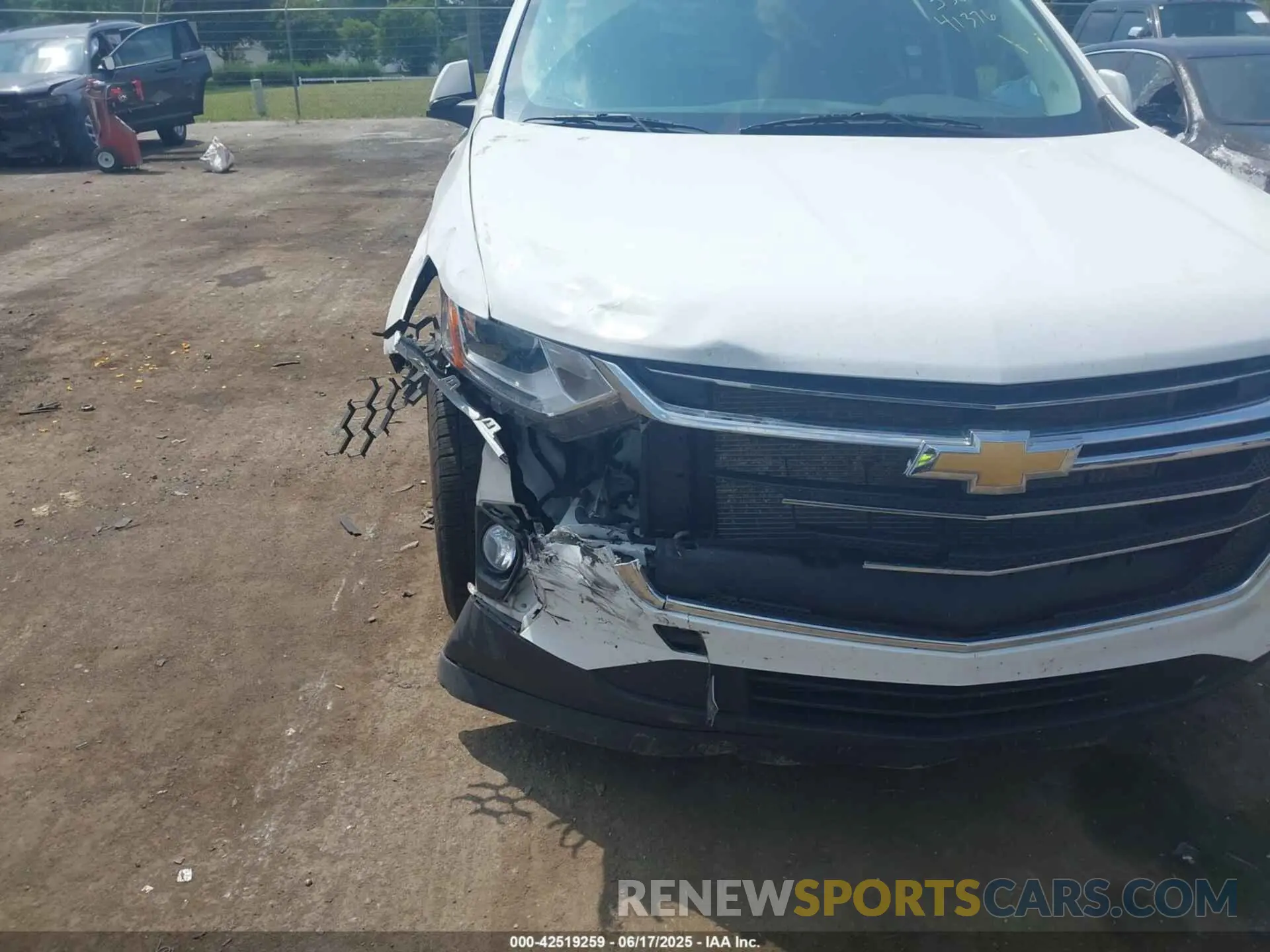 6 Photograph of a damaged car 1GNEVGKW1MJ141376 CHEVROLET TRAVERSE 2021