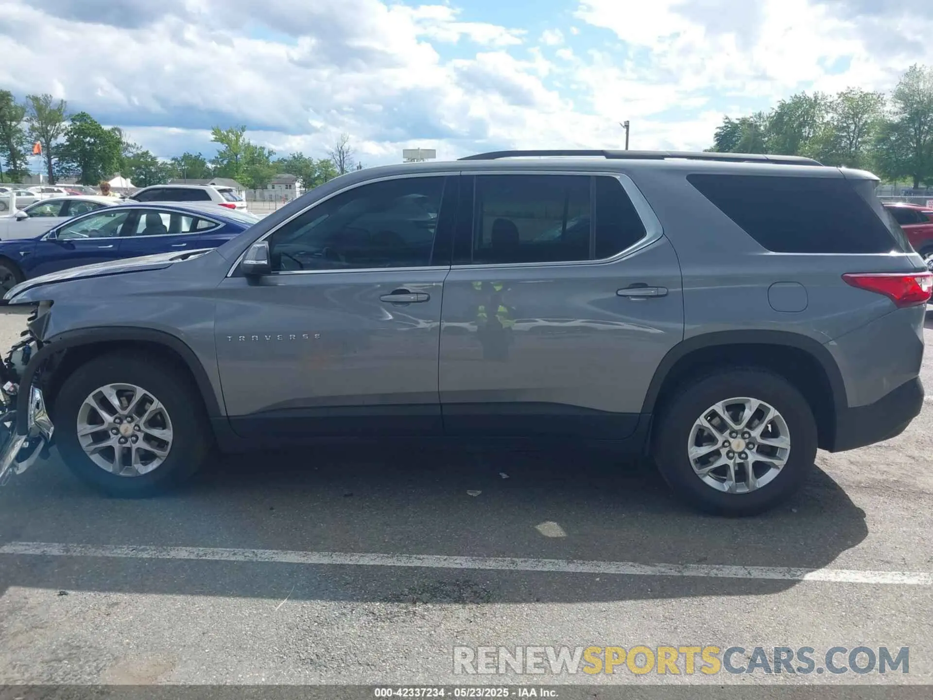 14 Photograph of a damaged car 1GNEVGKW1MJ146559 CHEVROLET TRAVERSE 2021
