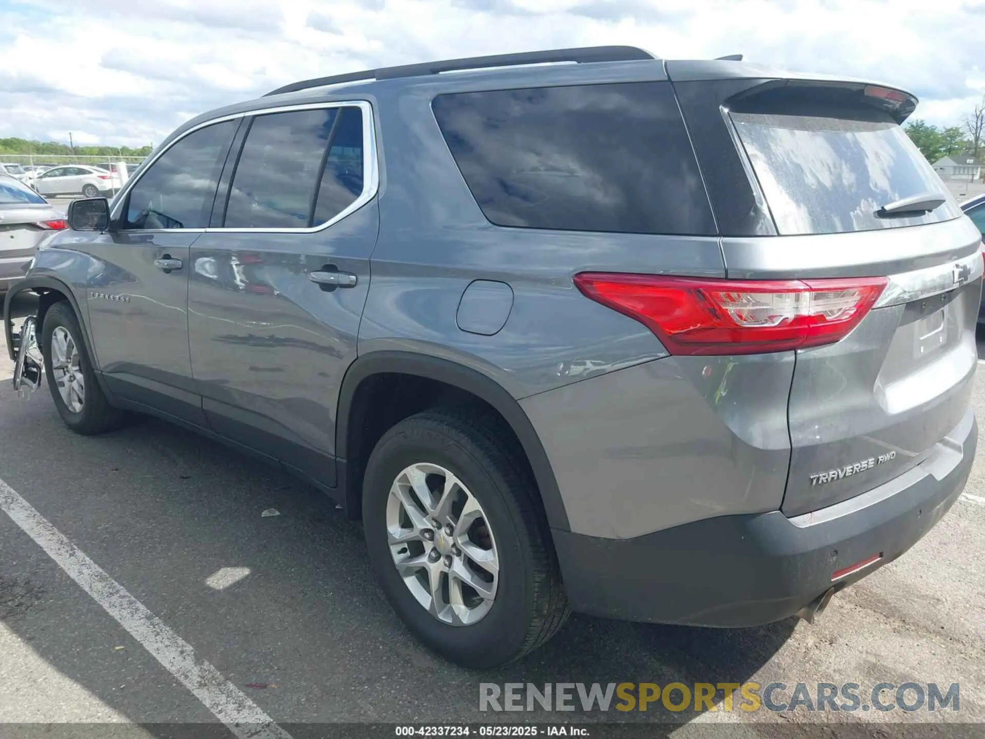 3 Photograph of a damaged car 1GNEVGKW1MJ146559 CHEVROLET TRAVERSE 2021