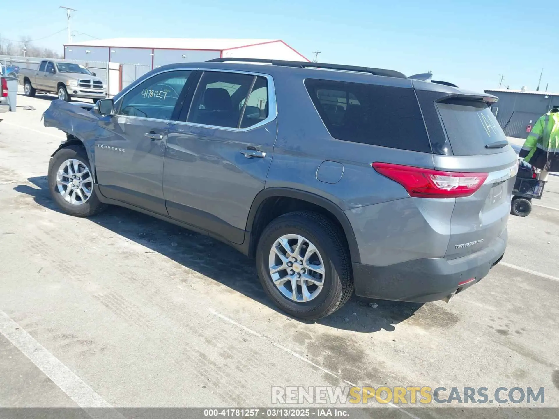 3 Photograph of a damaged car 1GNEVGKW1MJ197818 CHEVROLET TRAVERSE 2021