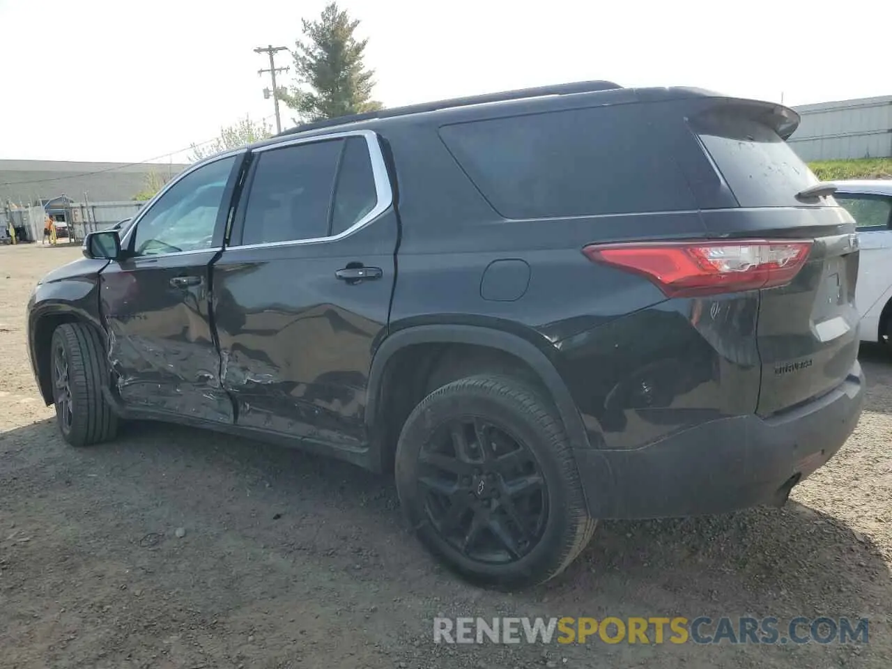 2 Photograph of a damaged car 1GNEVGKW1MJ236861 CHEVROLET TRAVERSE 2021