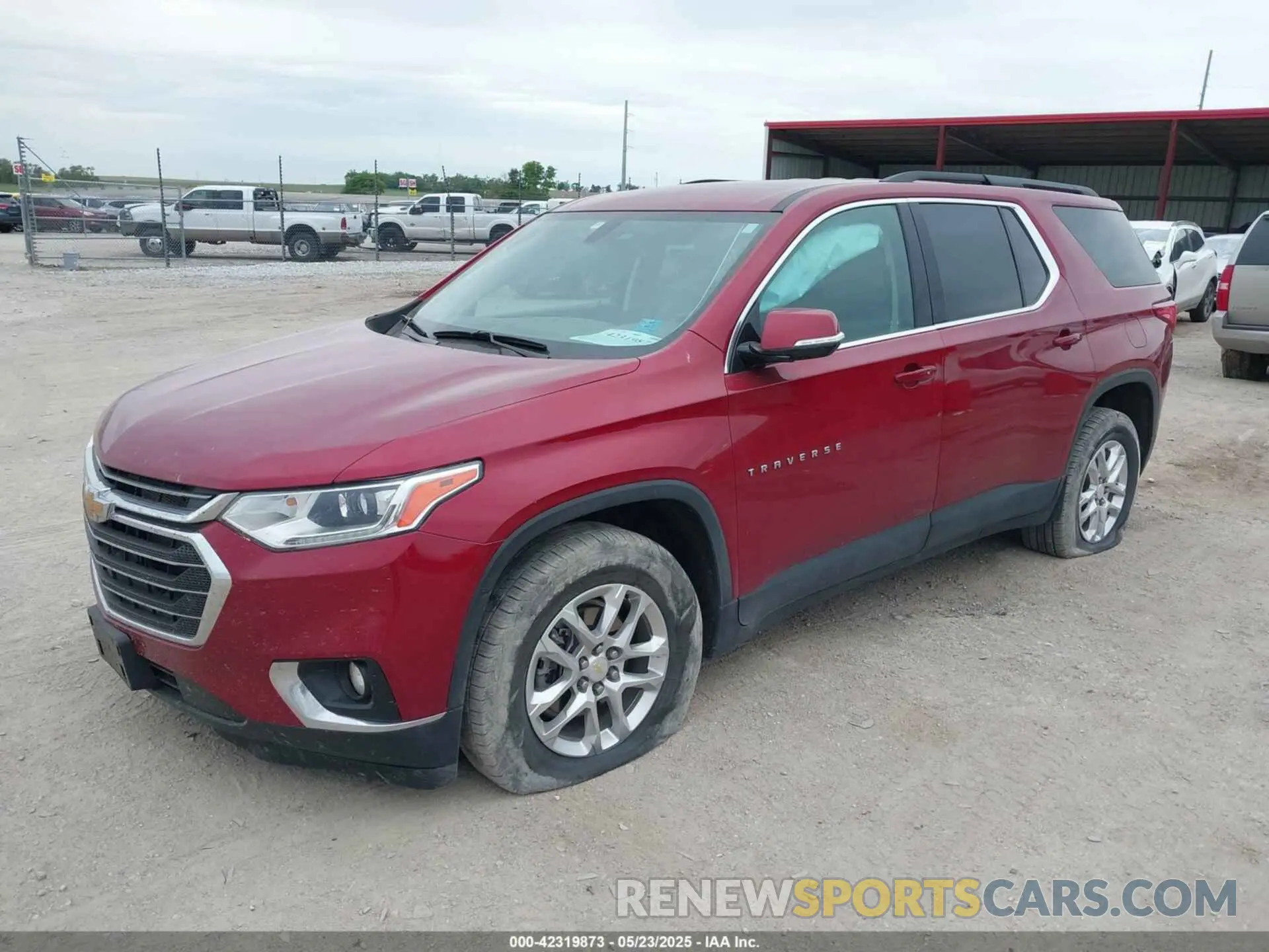 2 Photograph of a damaged car 1GNEVGKW2MJ110055 CHEVROLET TRAVERSE 2021