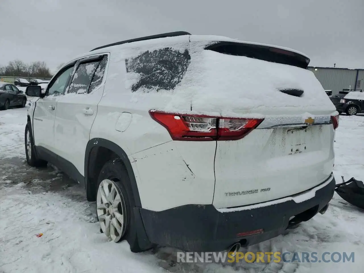 2 Photograph of a damaged car 1GNEVGKW2MJ112825 CHEVROLET TRAVERSE 2021