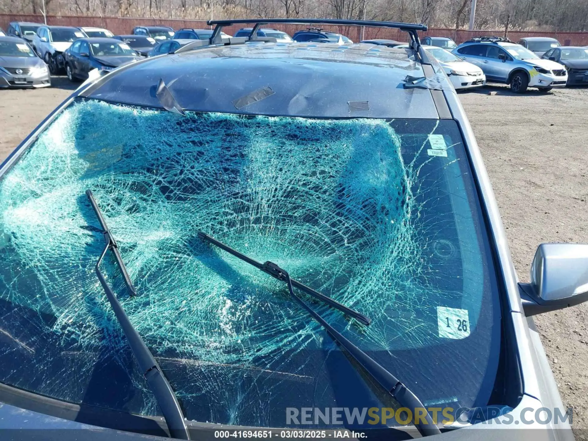 17 Photograph of a damaged car 1GNEVGKW2MJ146411 CHEVROLET TRAVERSE 2021