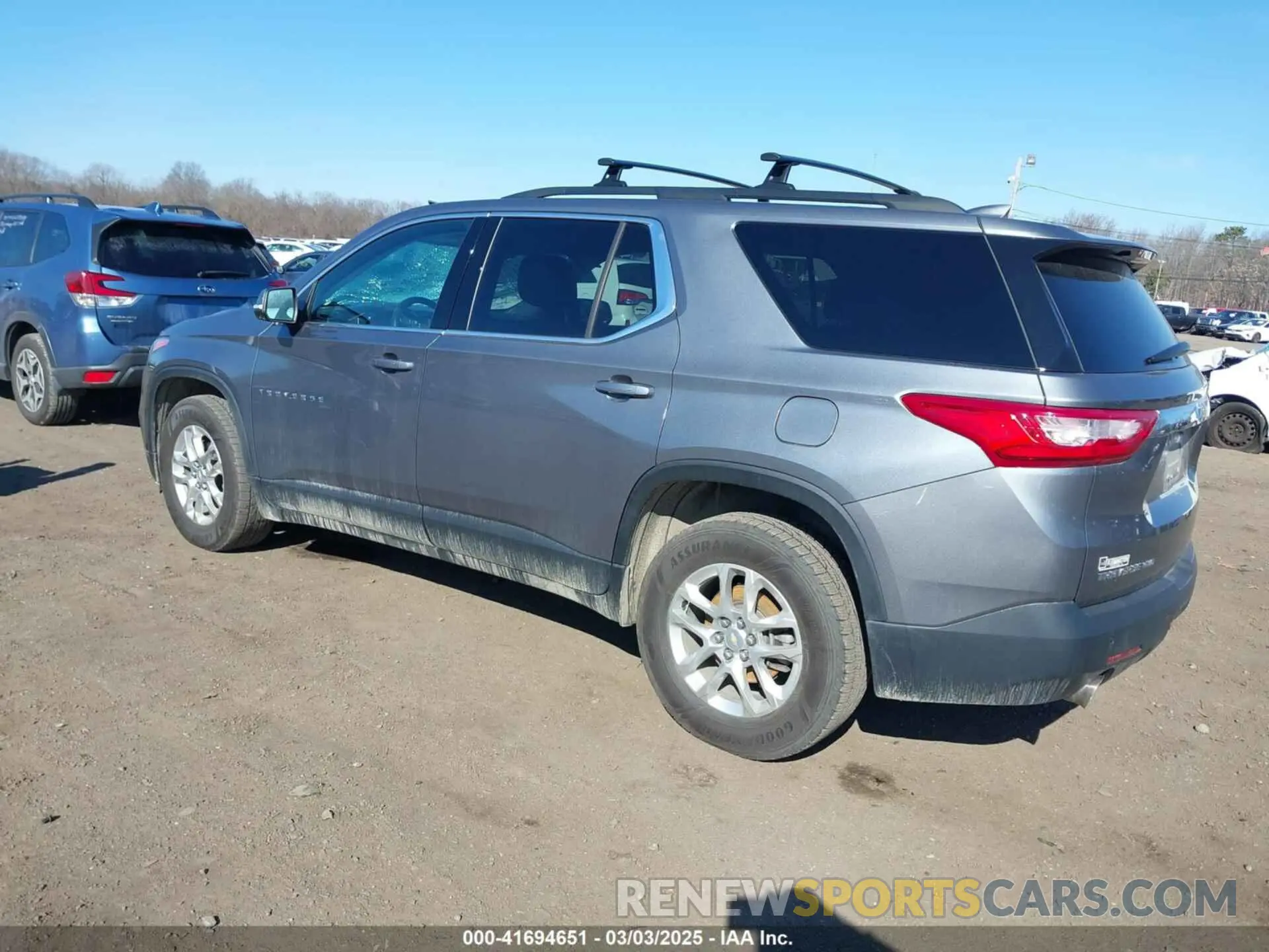 3 Photograph of a damaged car 1GNEVGKW2MJ146411 CHEVROLET TRAVERSE 2021