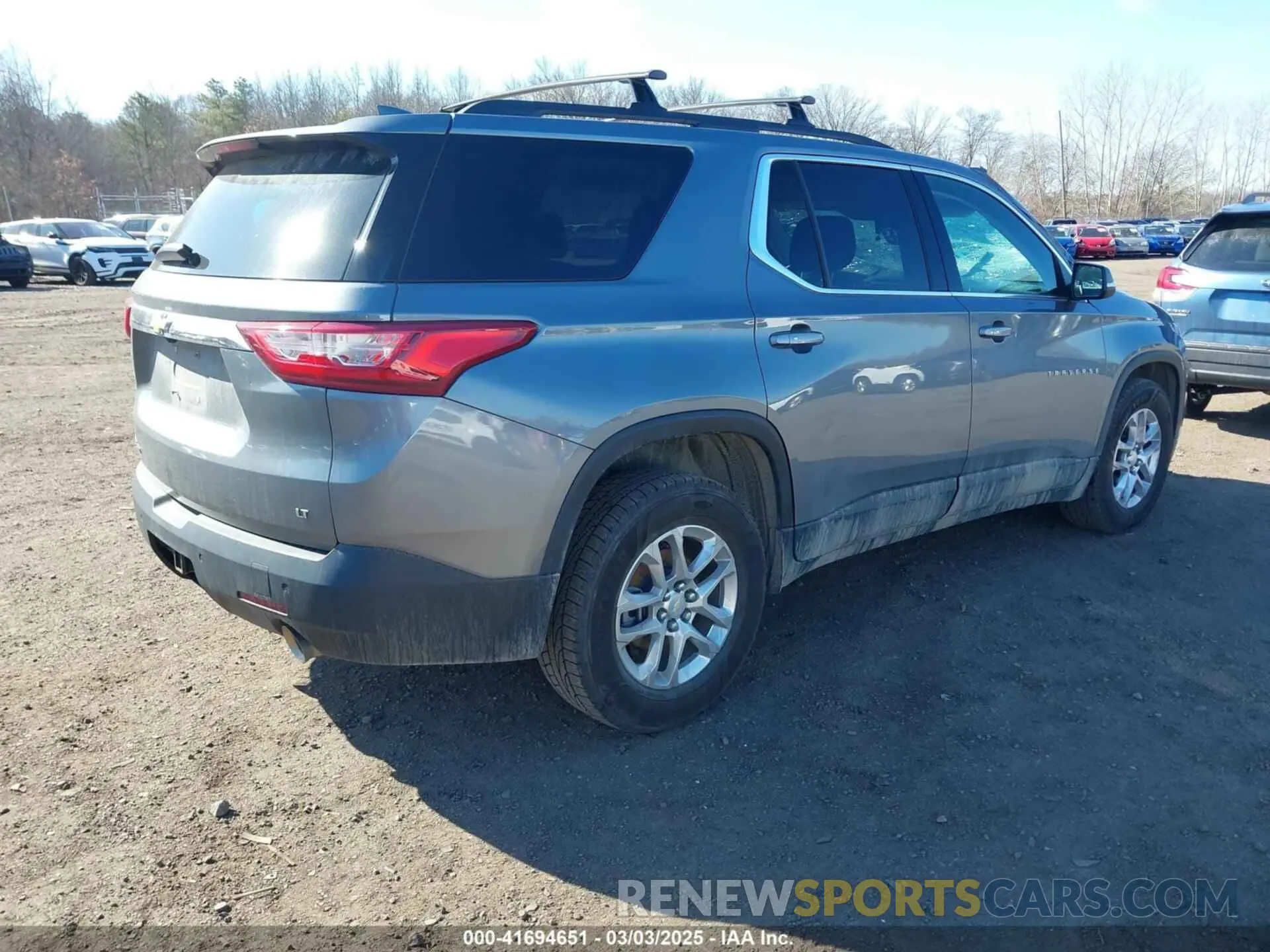 4 Photograph of a damaged car 1GNEVGKW2MJ146411 CHEVROLET TRAVERSE 2021
