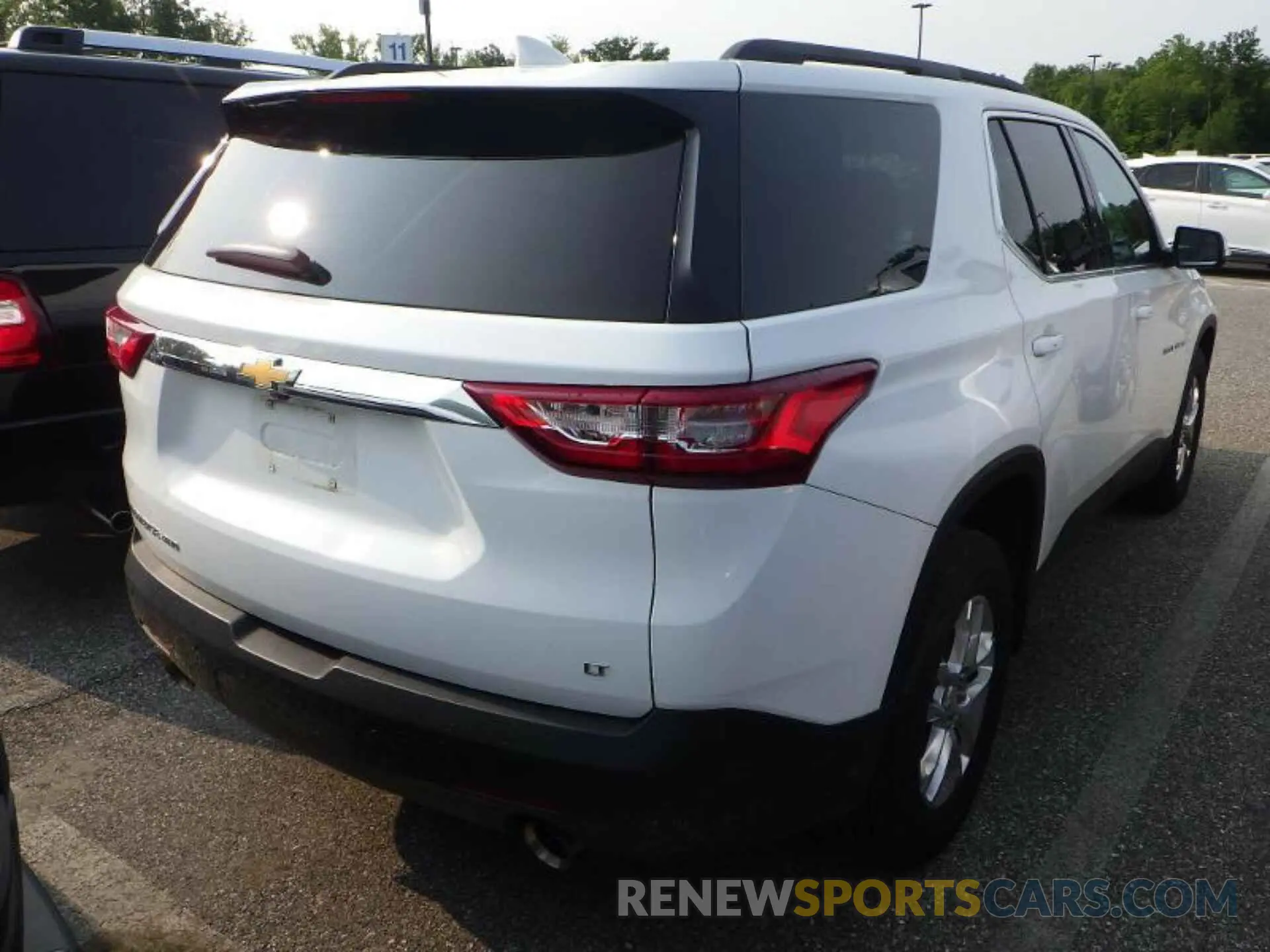 14 Photograph of a damaged car 1GNEVGKW4MJ158687 CHEVROLET TRAVERSE 2021