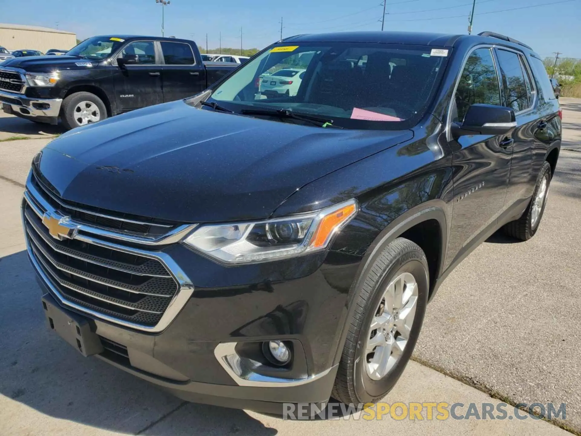 6 Photograph of a damaged car 1GNEVGKW4MJ184643 CHEVROLET TRAVERSE 2021