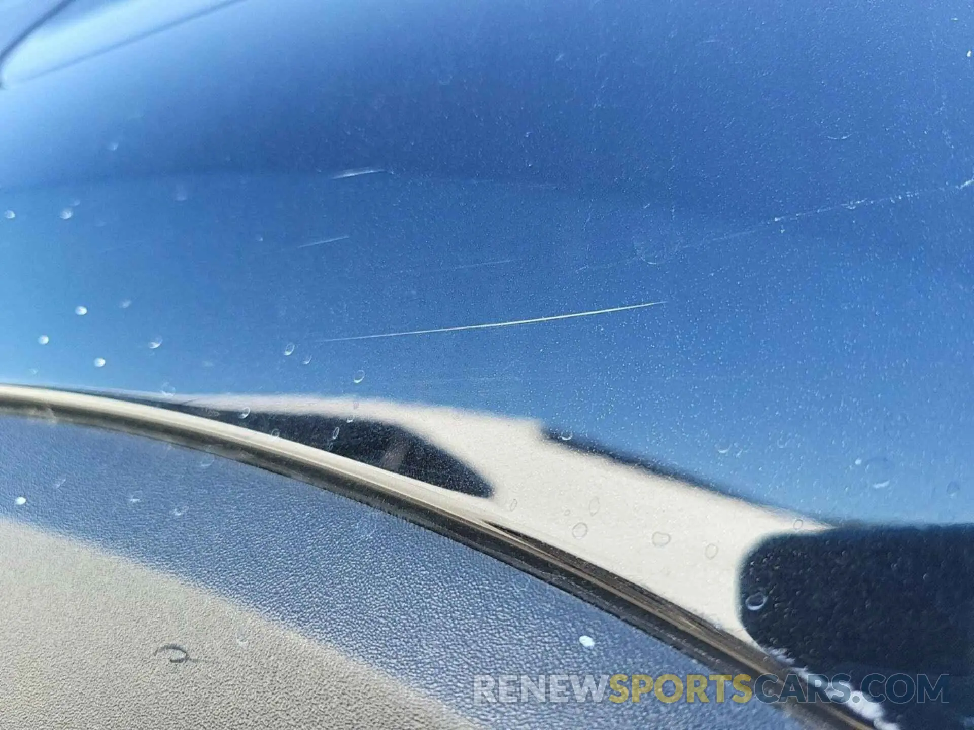 28 Photograph of a damaged car 1GNEVGKW4MJ188577 CHEVROLET TRAVERSE 2021